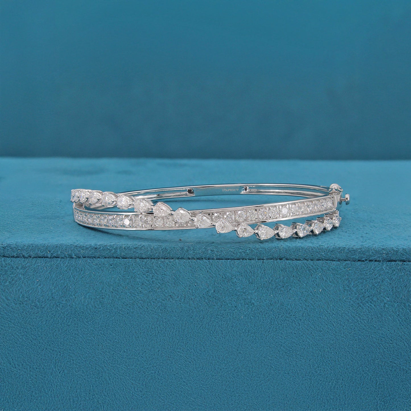 Torien Arc Diamond Kada