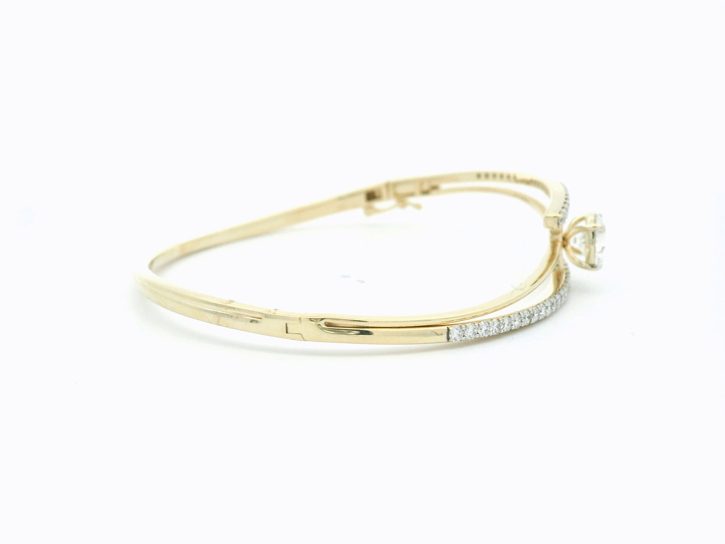 Soriel Plain Diamond Flexible Bracelet