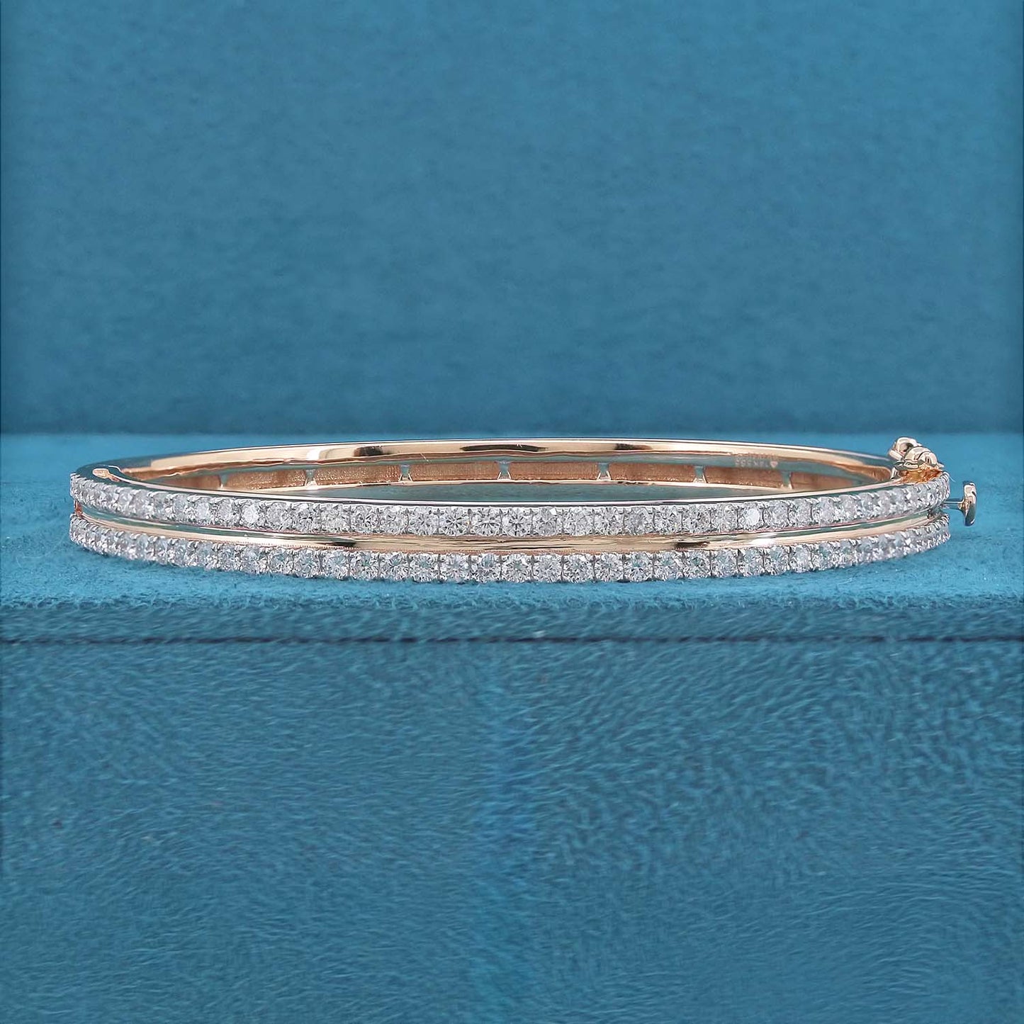Vionex Band Diamond Bangle
