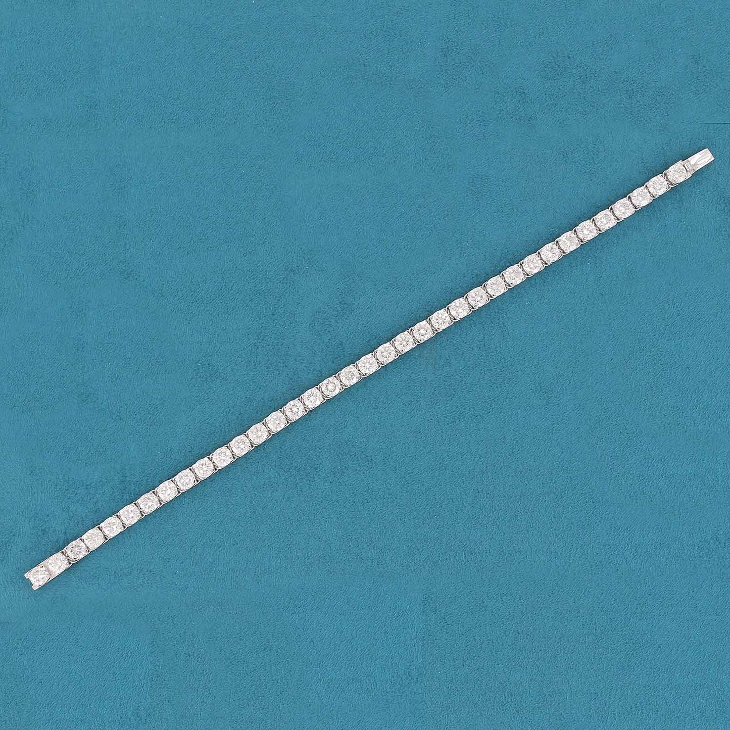 Naviel Band Diamond Tennis Bracelet