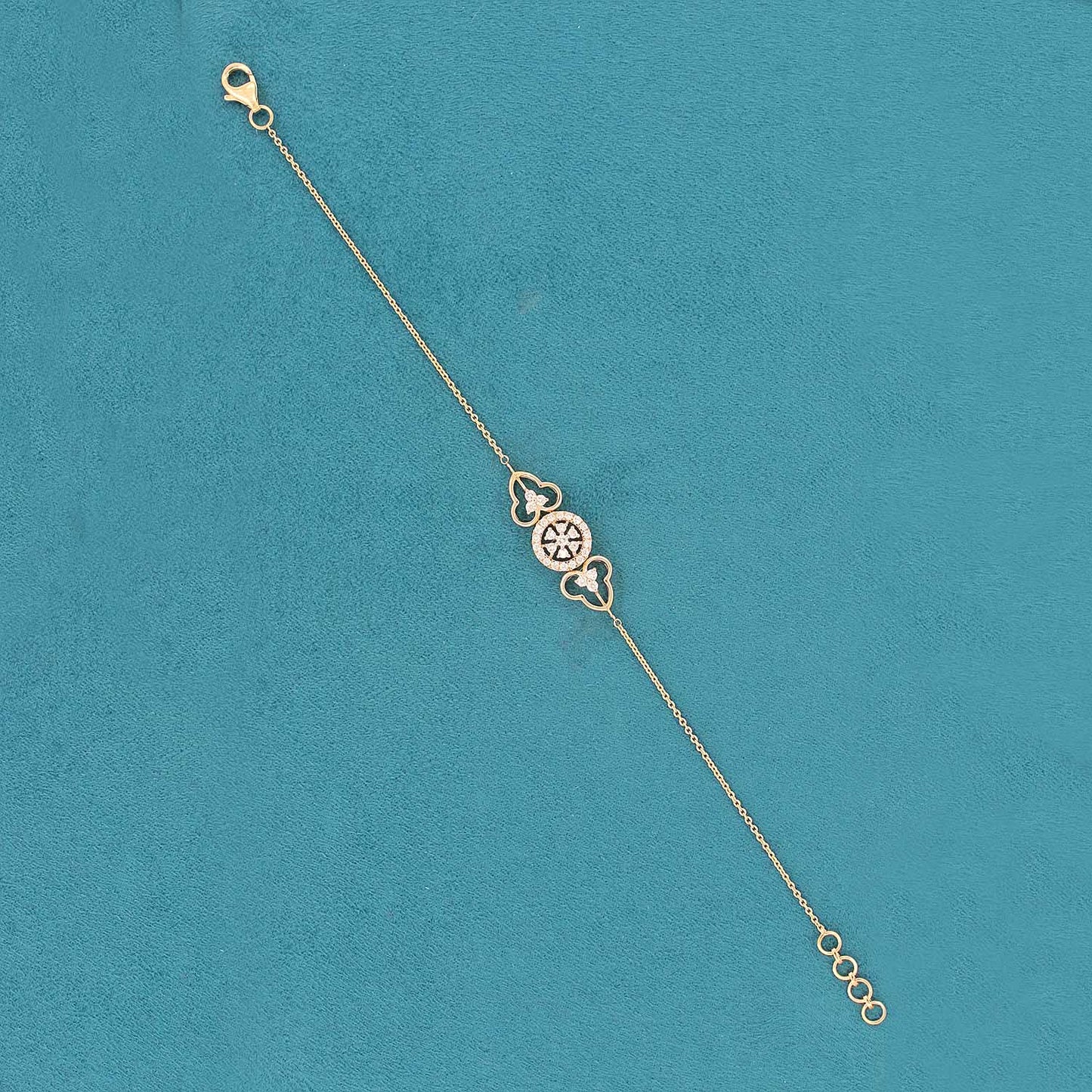 Esva Halo Diamond Chain Bracelet