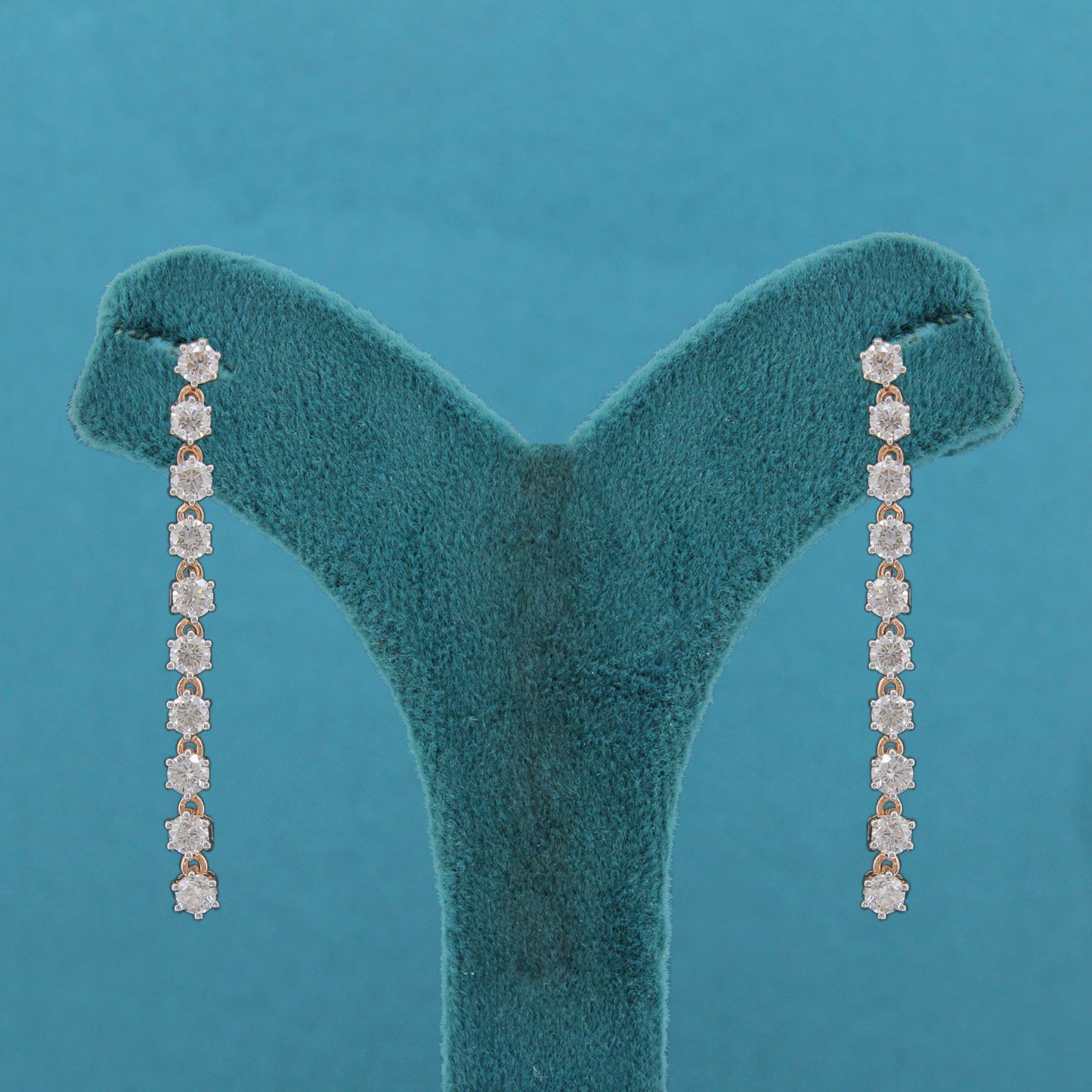 Cerelis Diamond Drop Earring