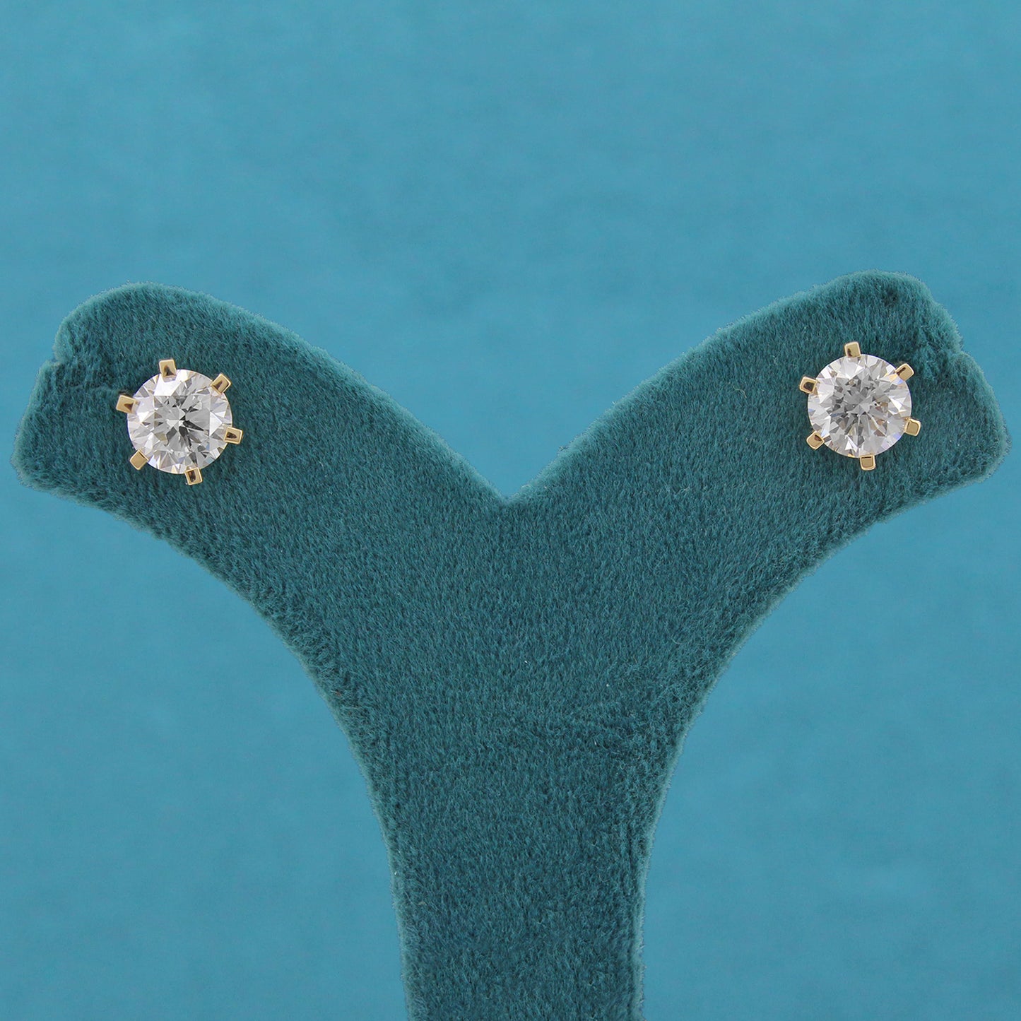 Calith Solitaire Diamond Stud Earrings