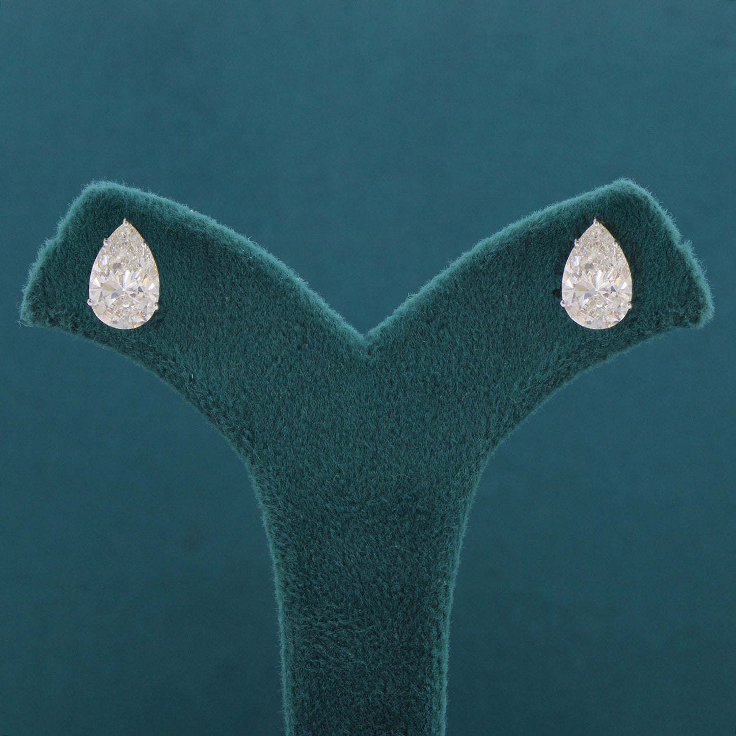 Avenya Solitaire Diamond Stud Earrings