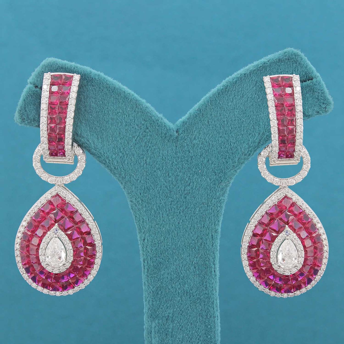 Nyari Mystique Diamond Chandelier Earring