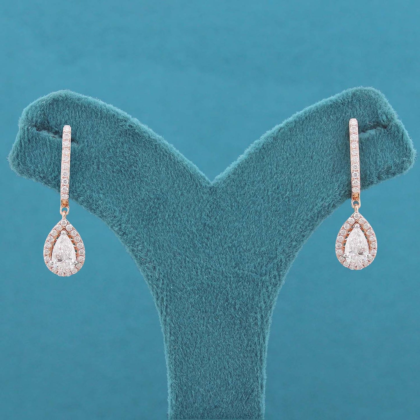 Elaris Halo Diamond Drop Earring