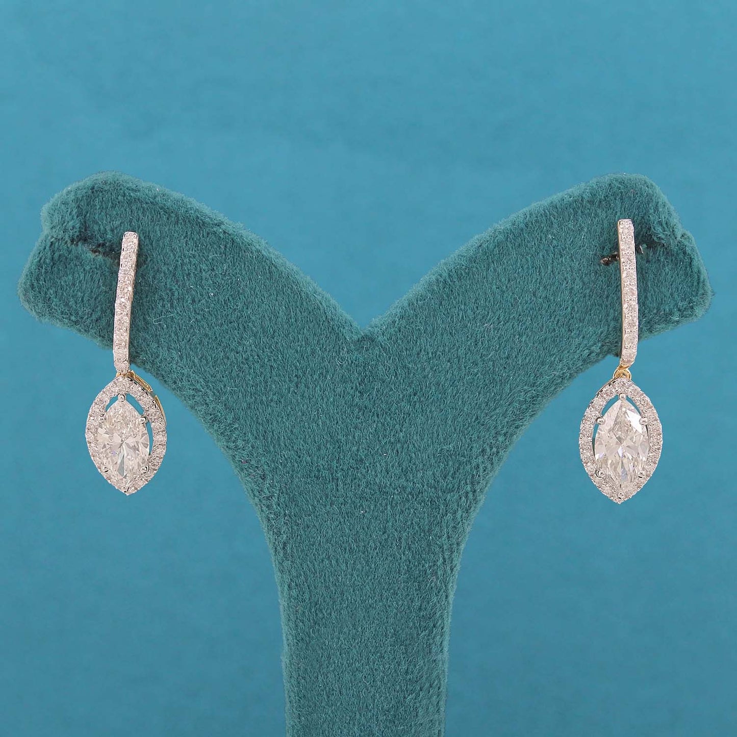Sorelle Halo Diamond Drop Earring
