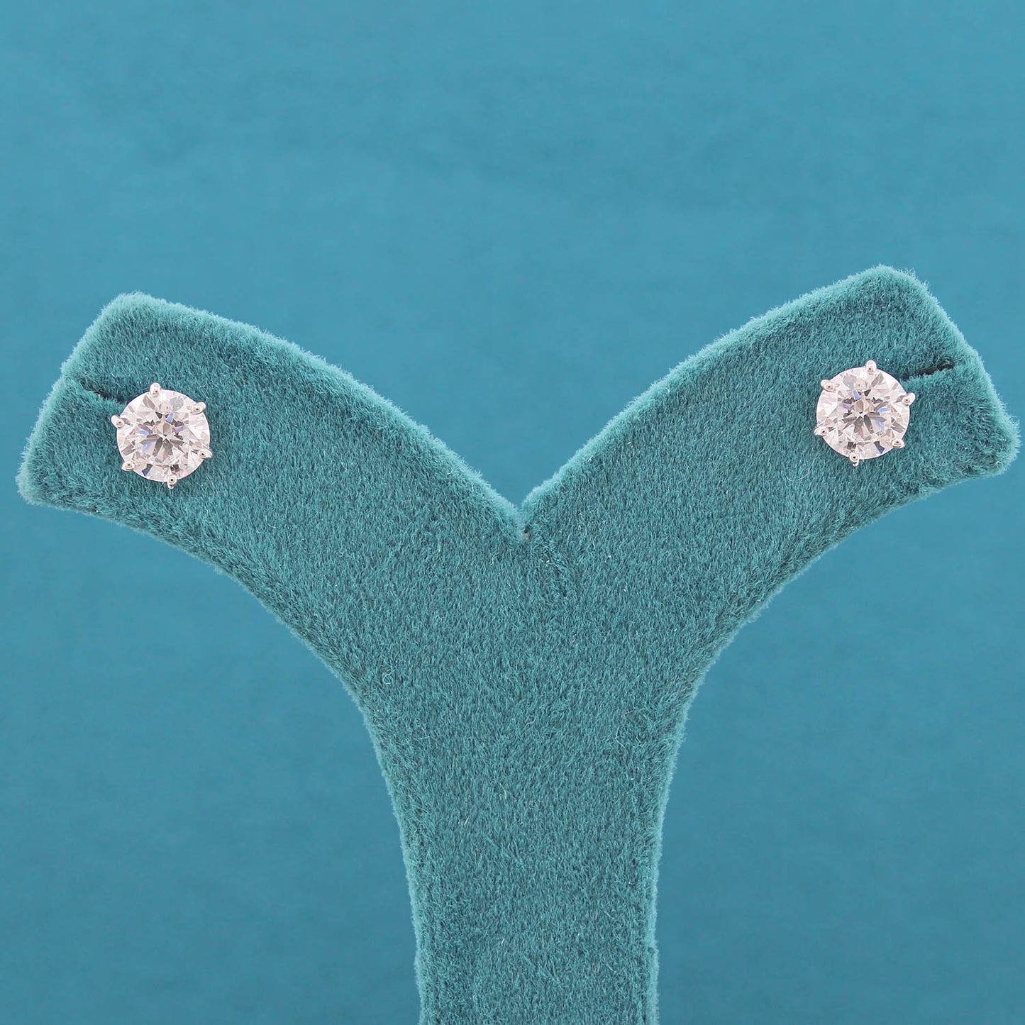 Zelith Diamond Stud Earrings