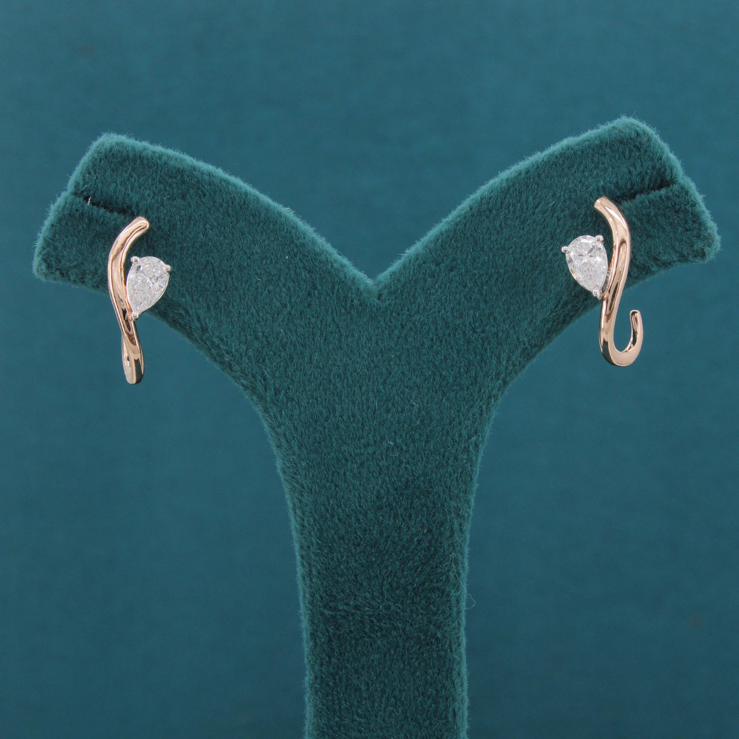 Amira Poise Diamond Solitaire Earrings