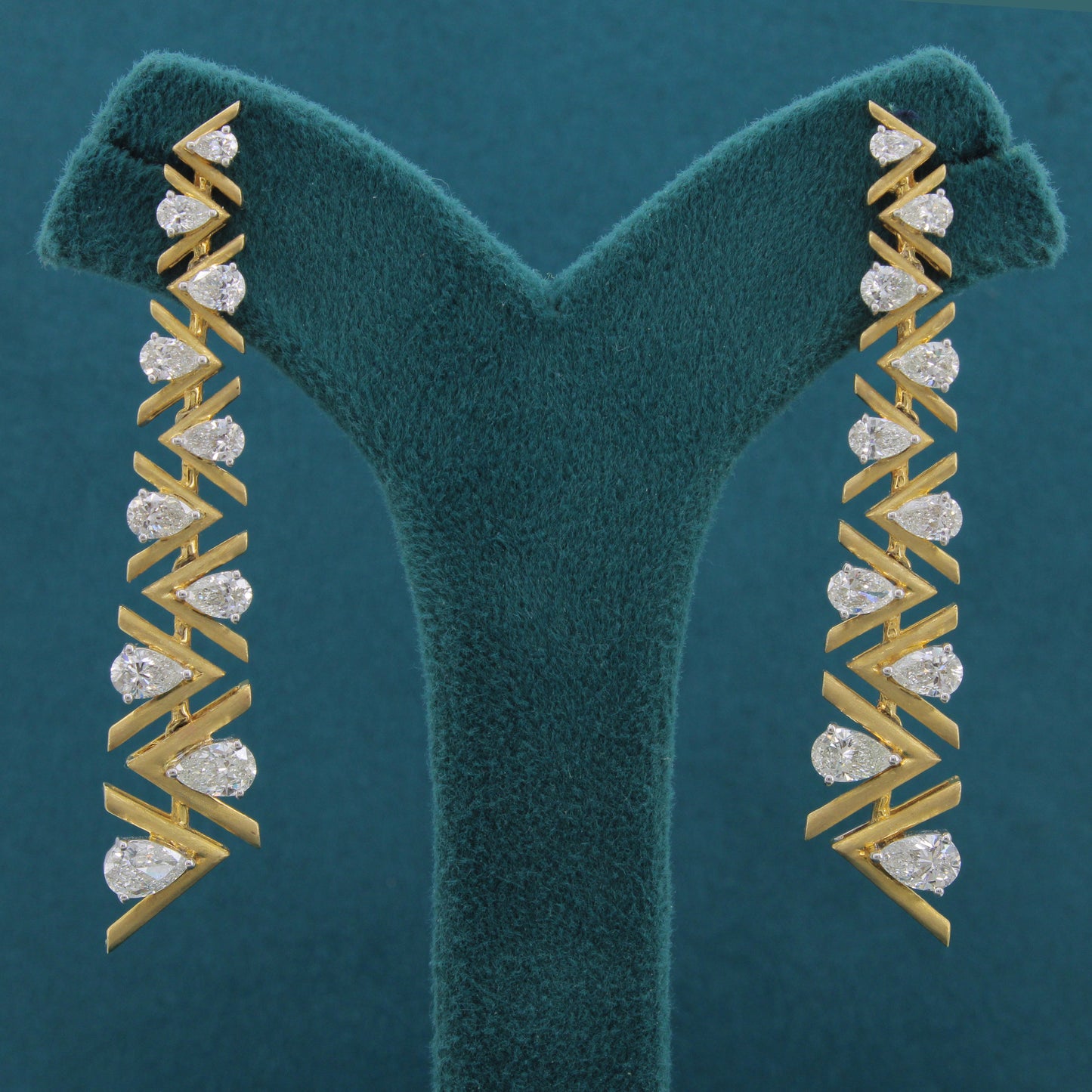 Seren Vale Diamond Earrings