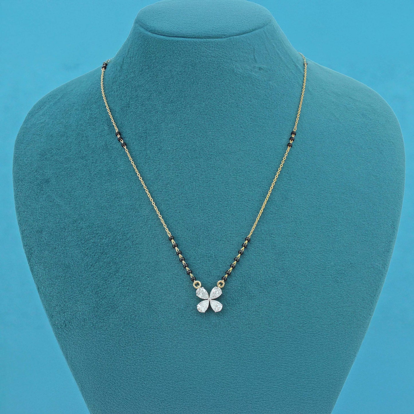 Tanaya Gleam Diamond Mangalsutra
