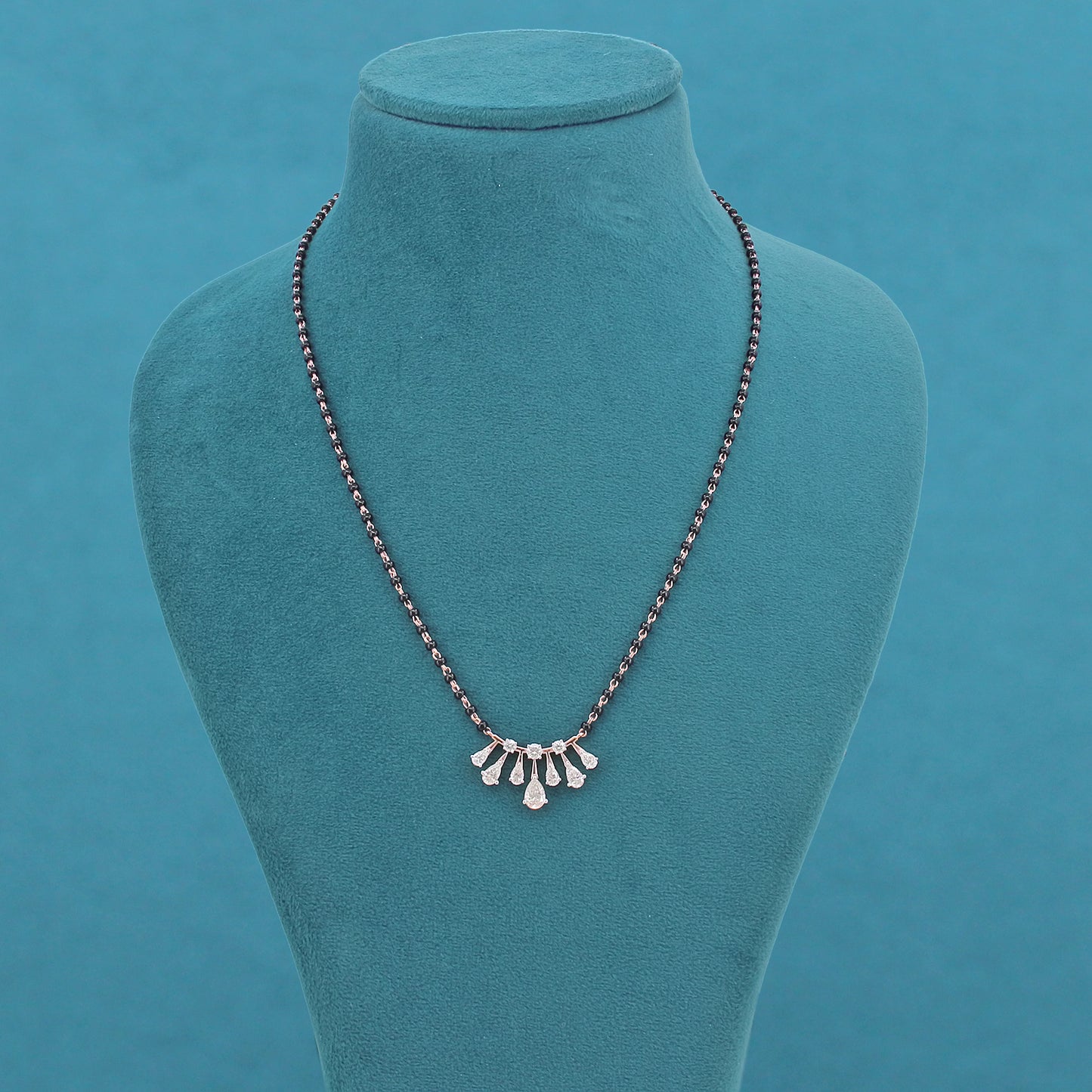 Tyari Curve Diamond Mangalsutra