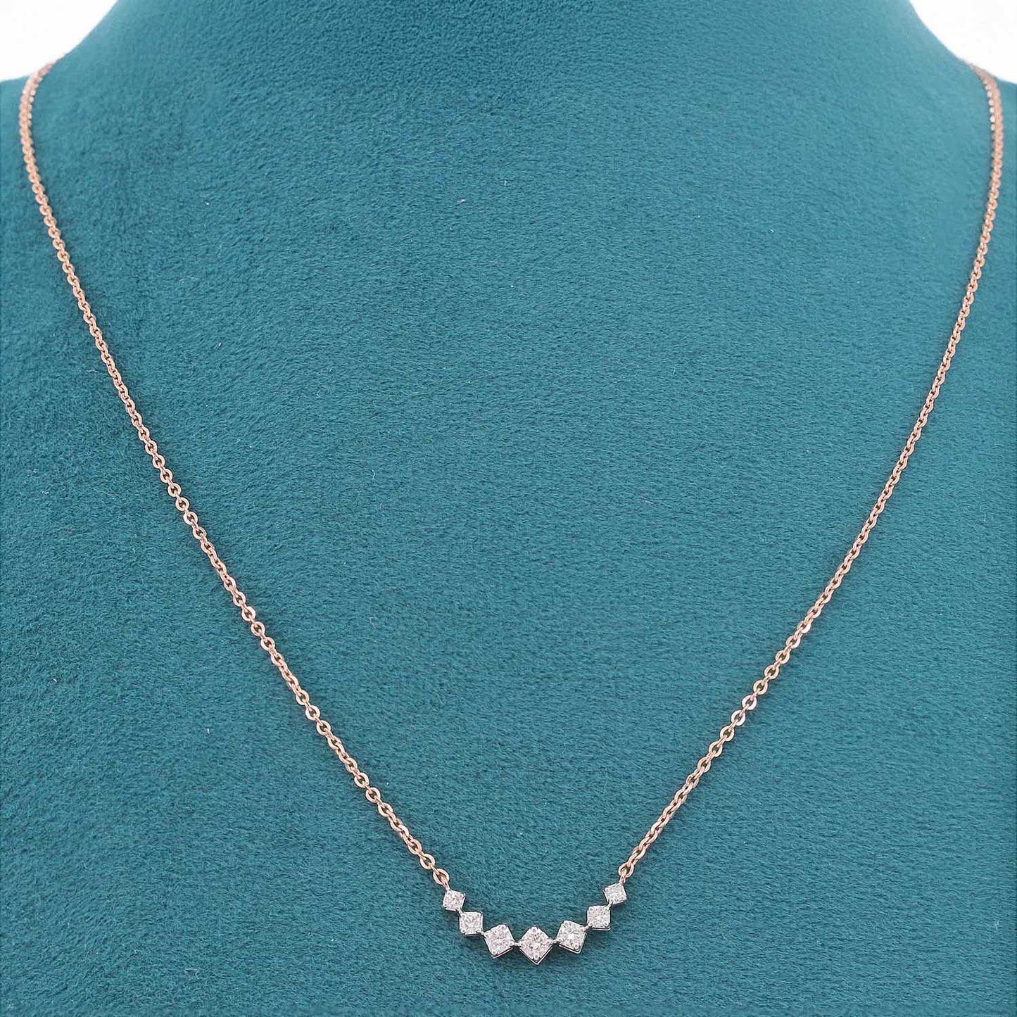 Naveli Trace Diamond Mangalsutra