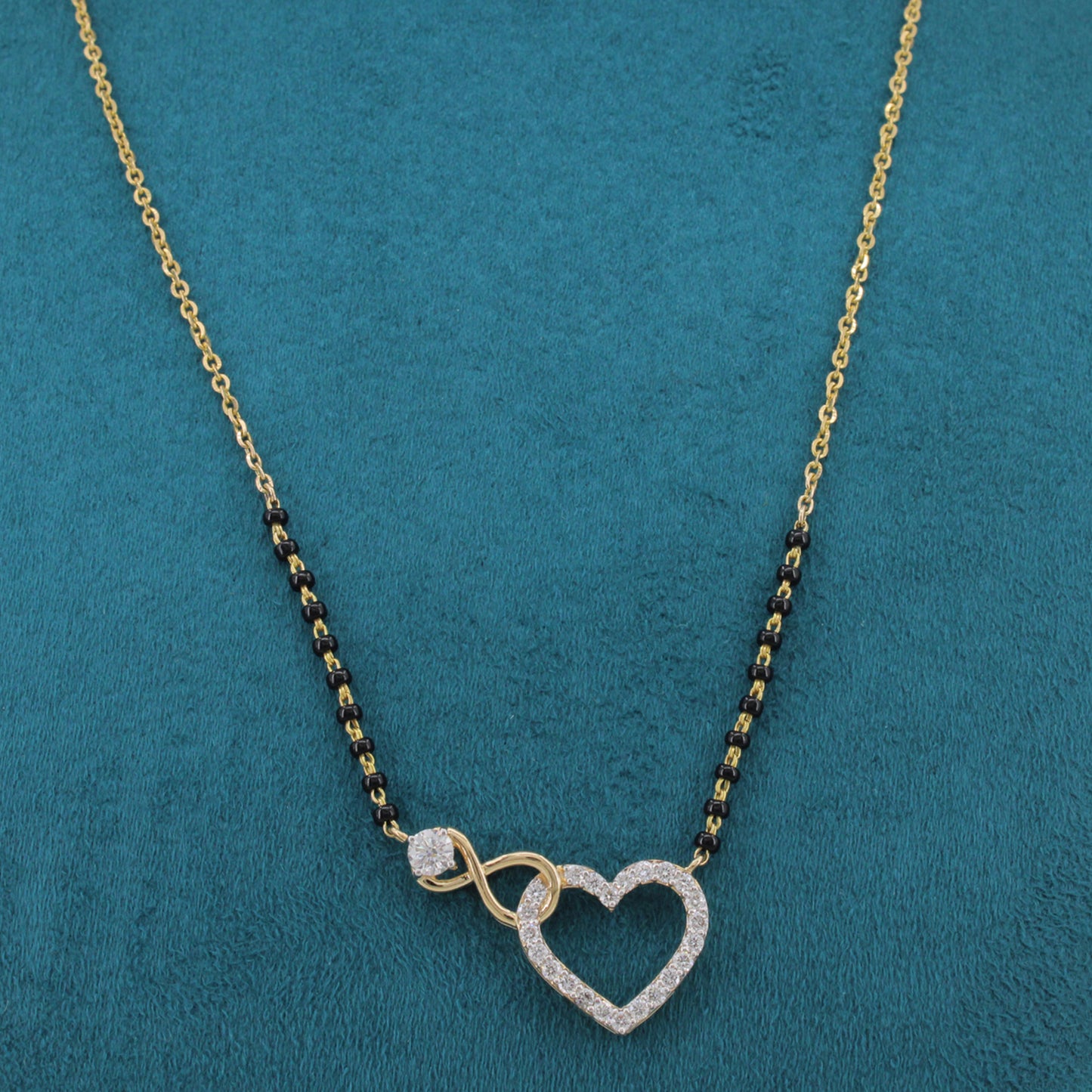 Amoria Bond Diamond Mangalsutra