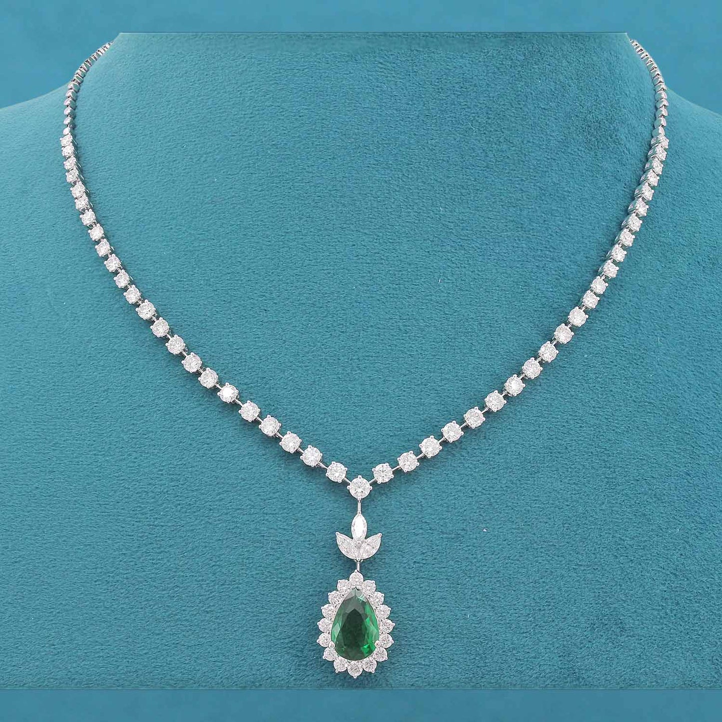 Serira Diamond Single Line Necklace