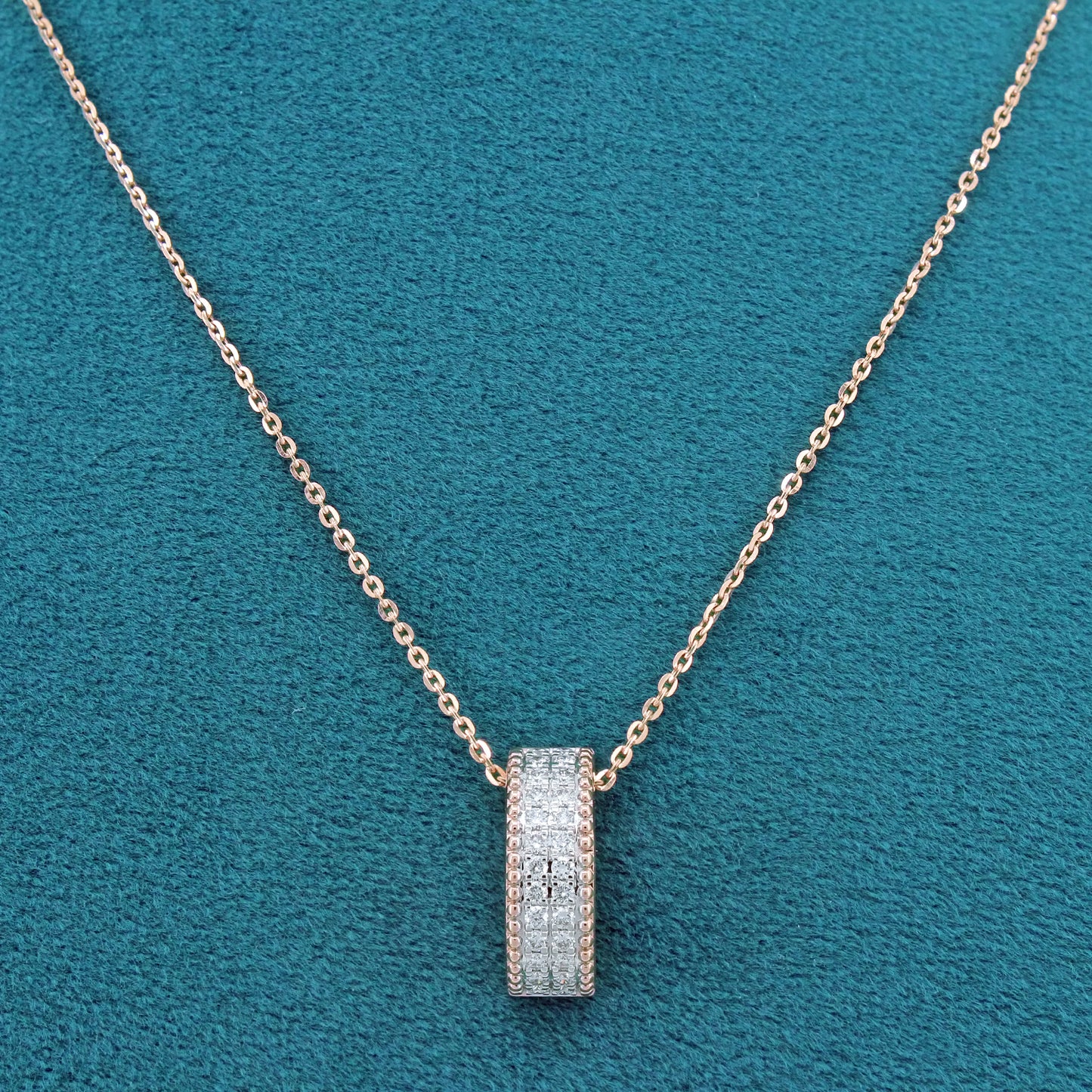 Tenra Crest Diamond Pendant and Chain
