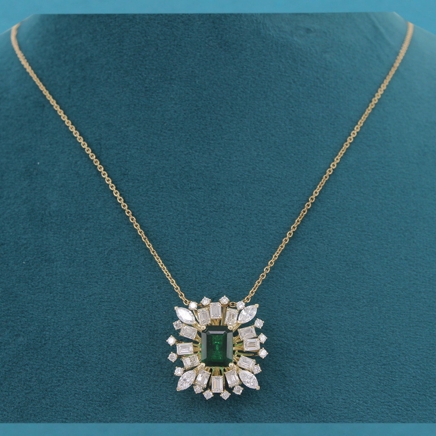 Velin Ray Diamond Pendant with chain