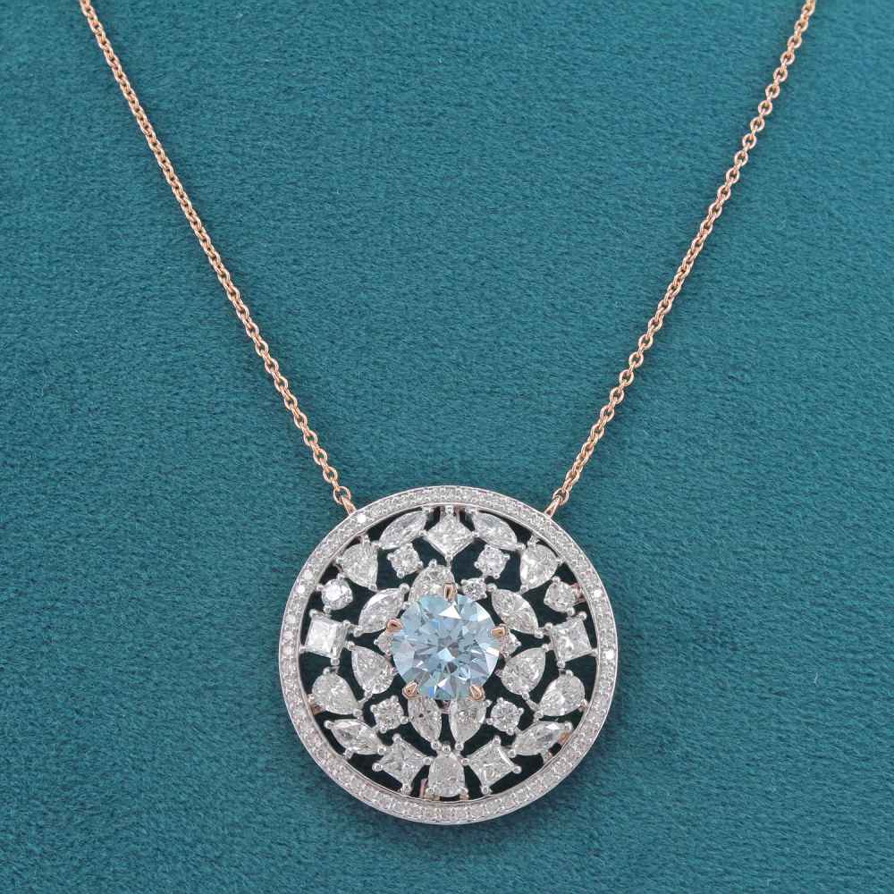 Arvielle Crest Diamond Solitaire Pendant