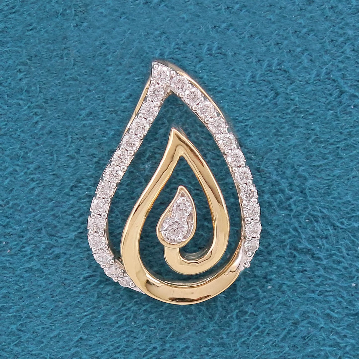 Talira Diamond Pendant