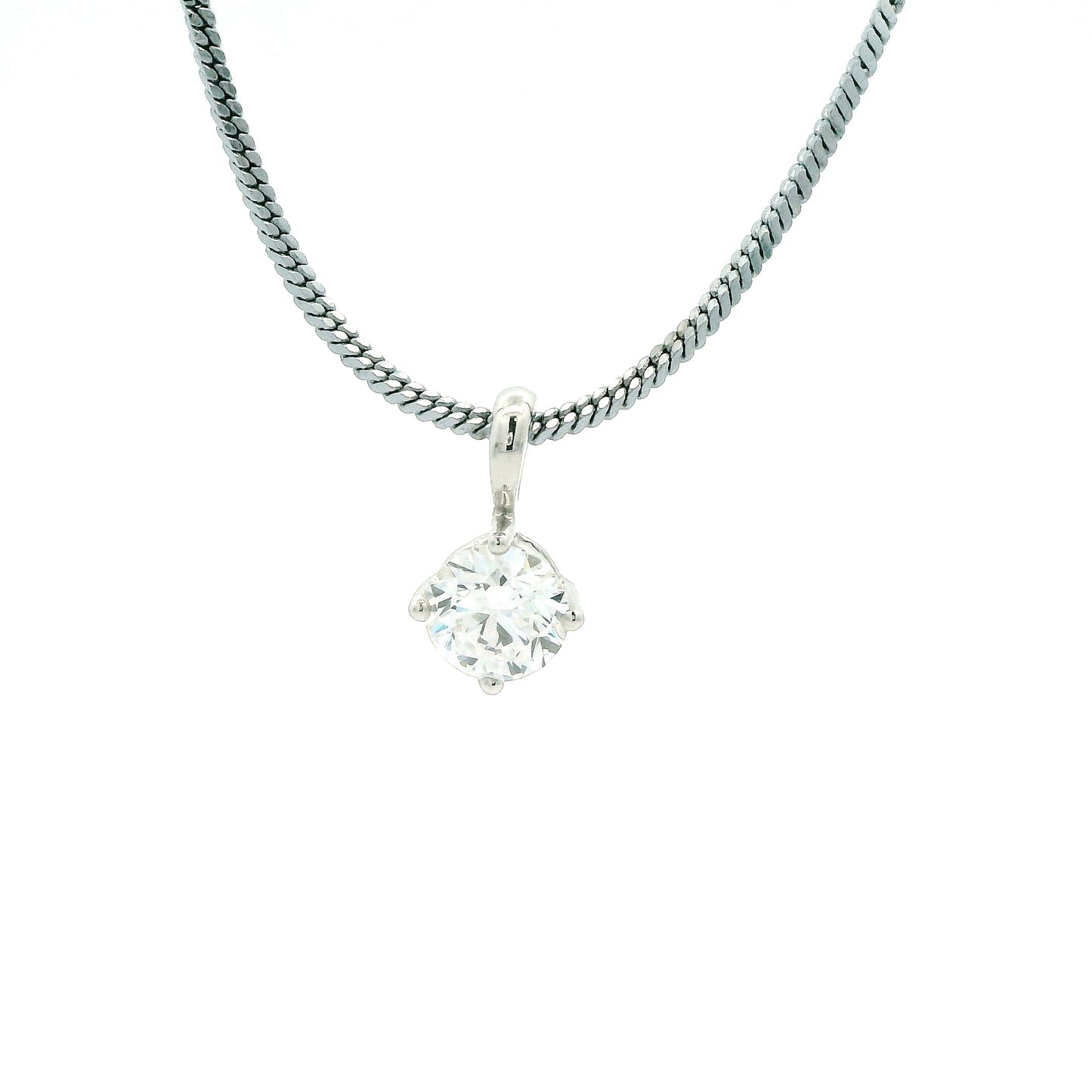 Aralya Solitaire Diamond Pendant