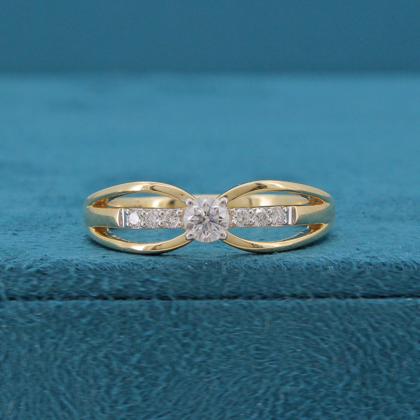 Cira Diamond Ring