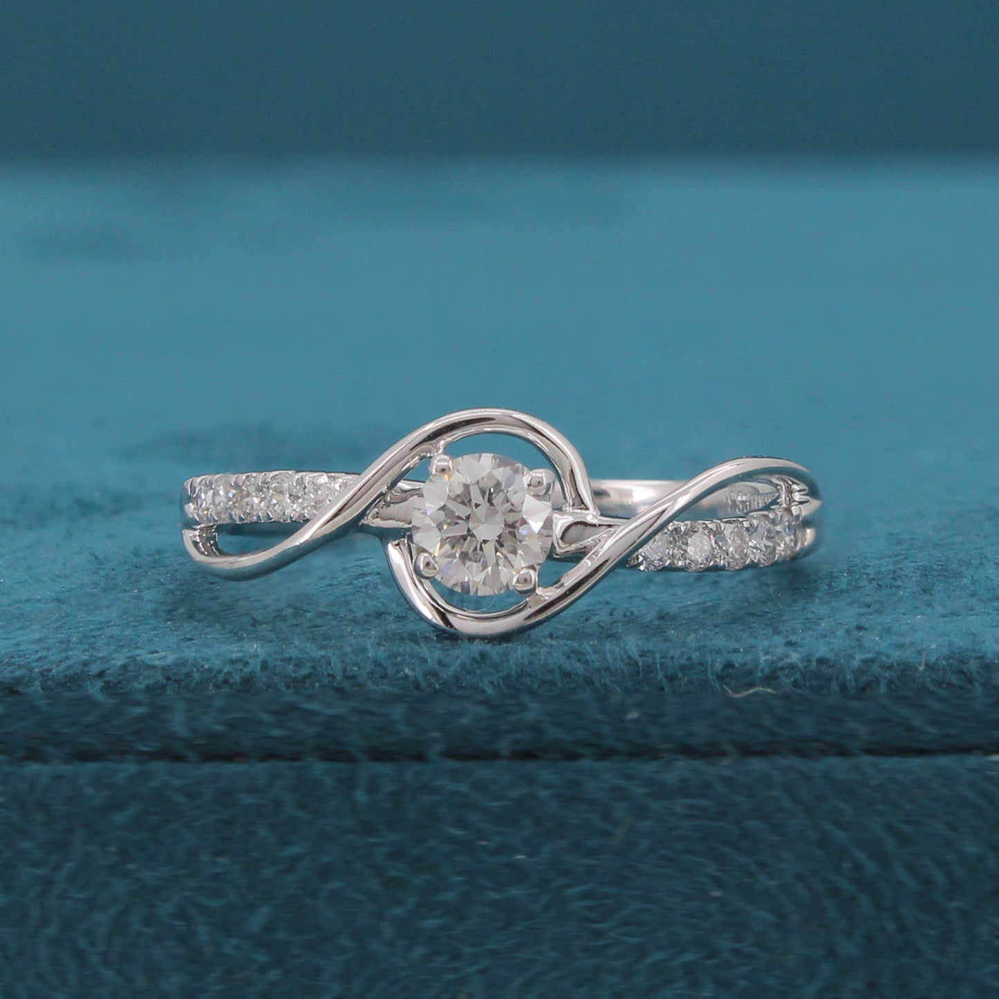 Soma Diamond Ring