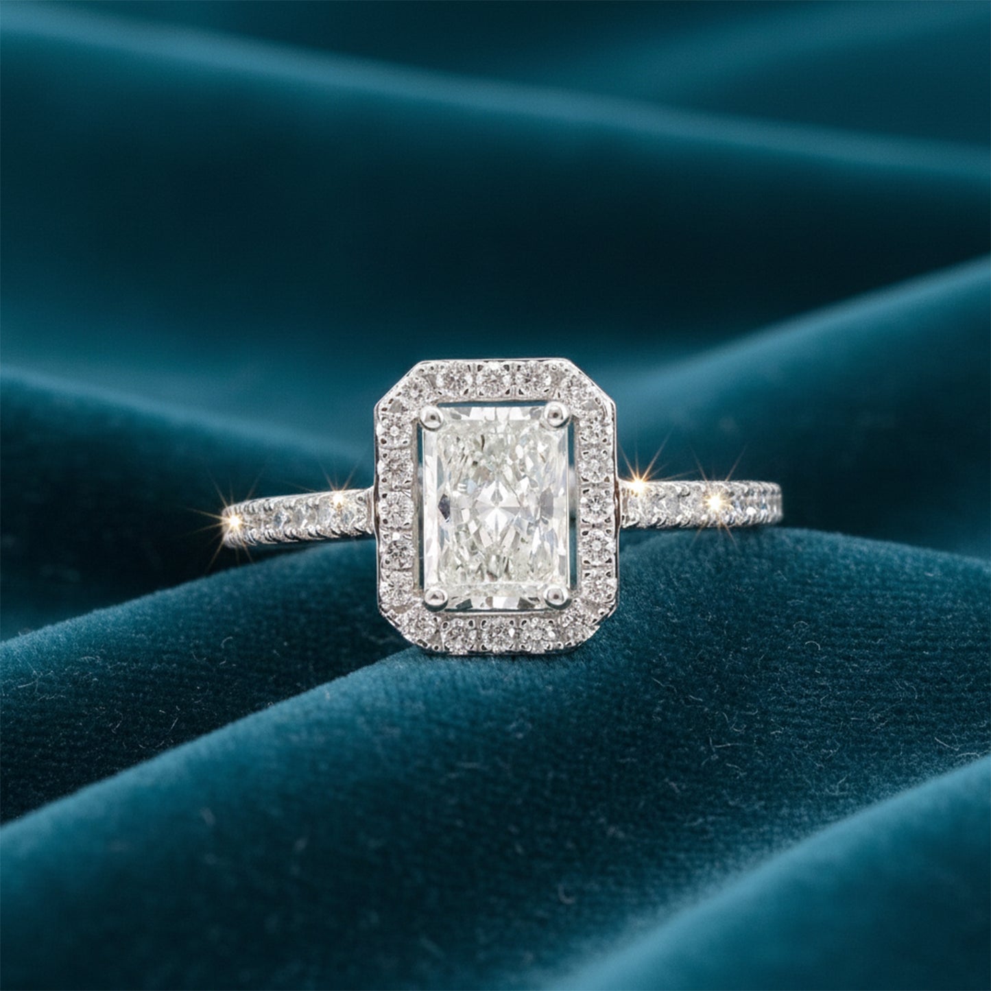 Auralis Halo Diamond Ring