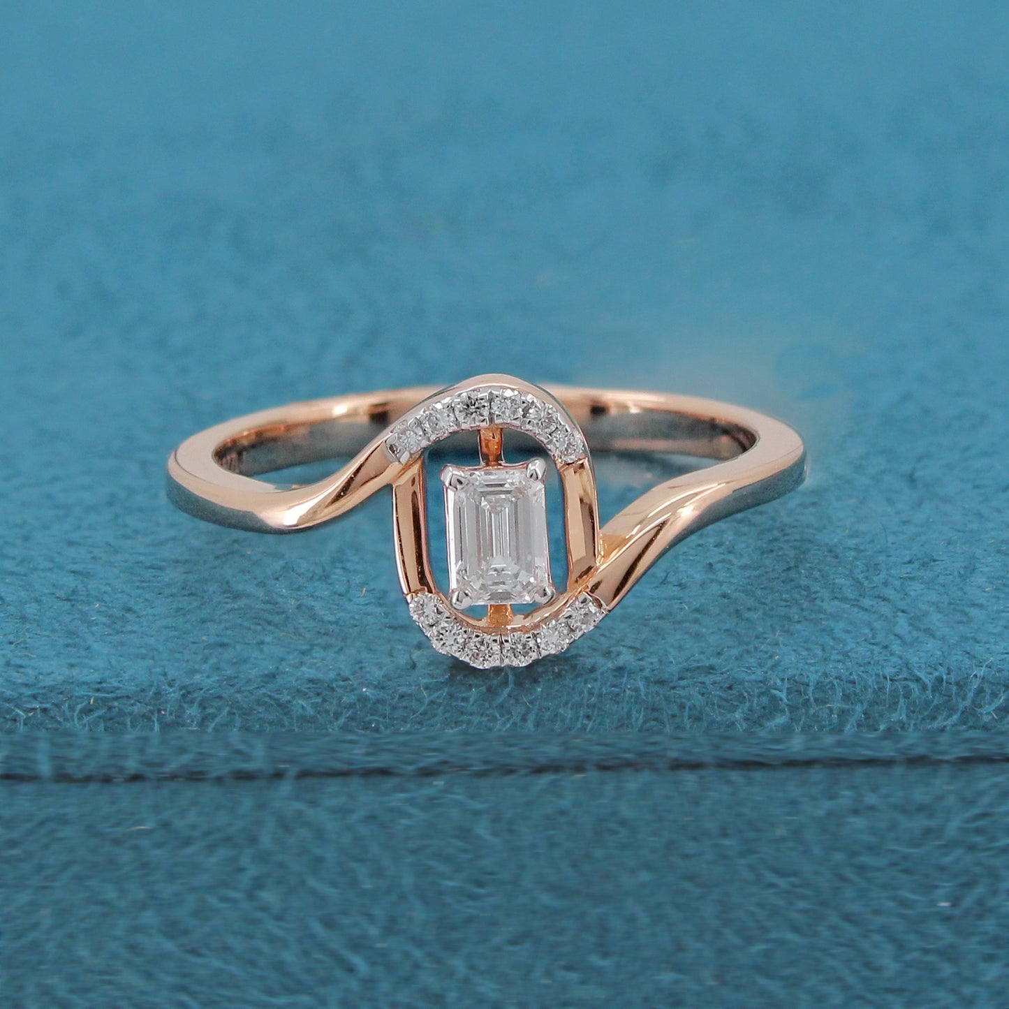 Enel Diamond Ring