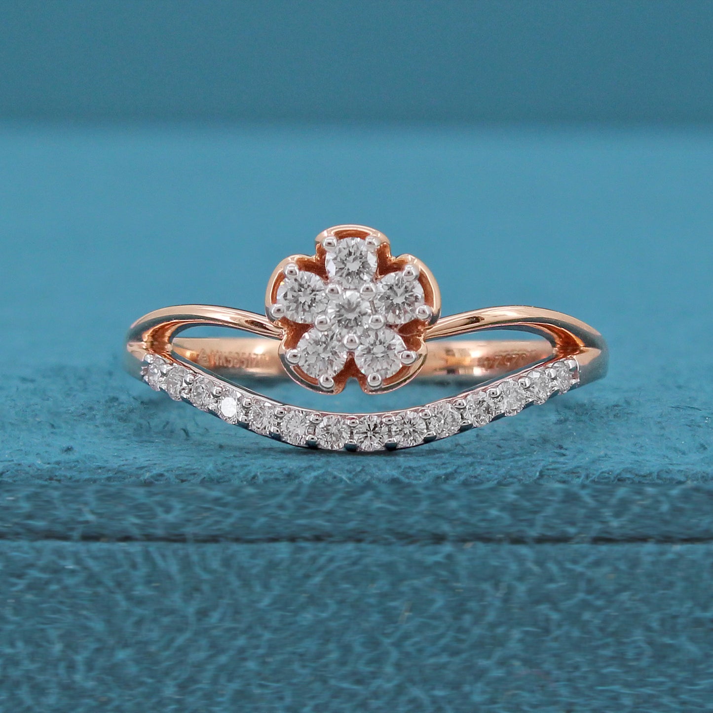 Fiara Floral Diamond Ring