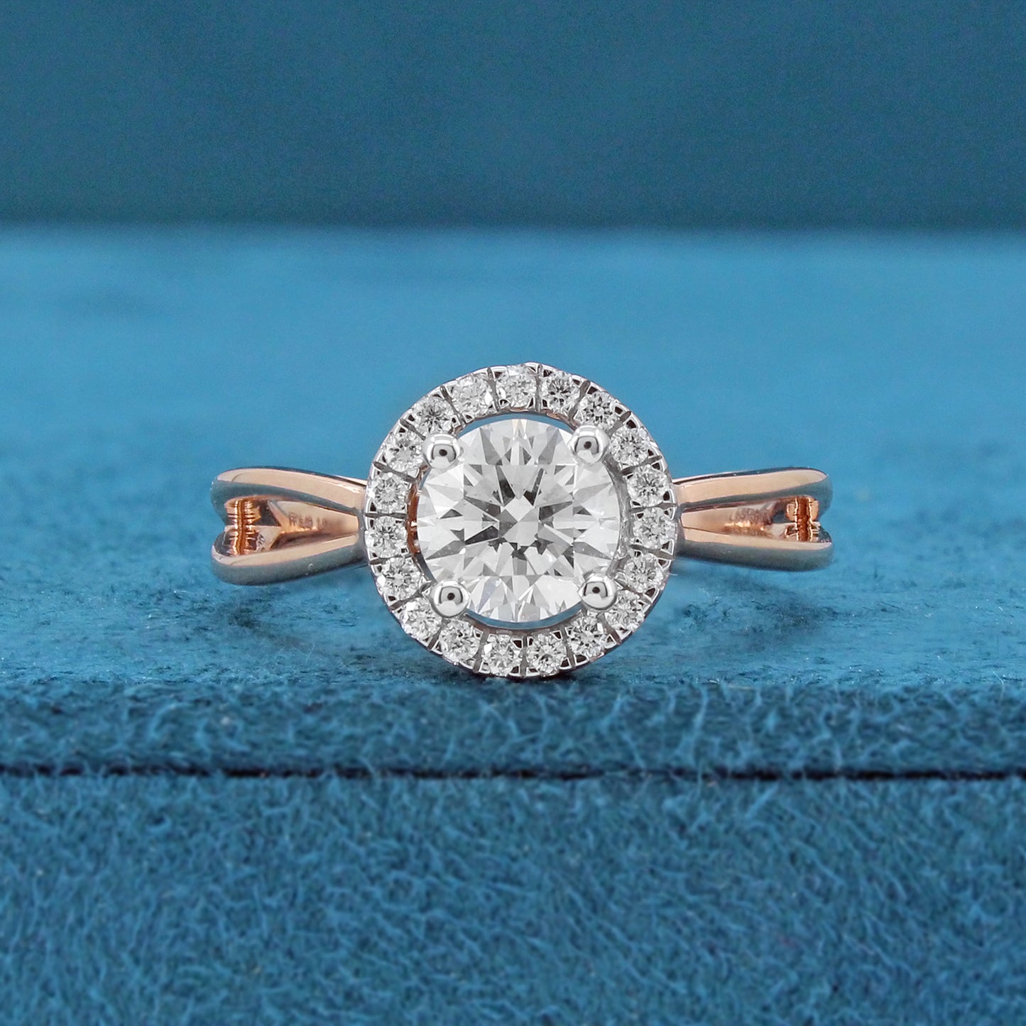 Sarine Band Diamond Ring