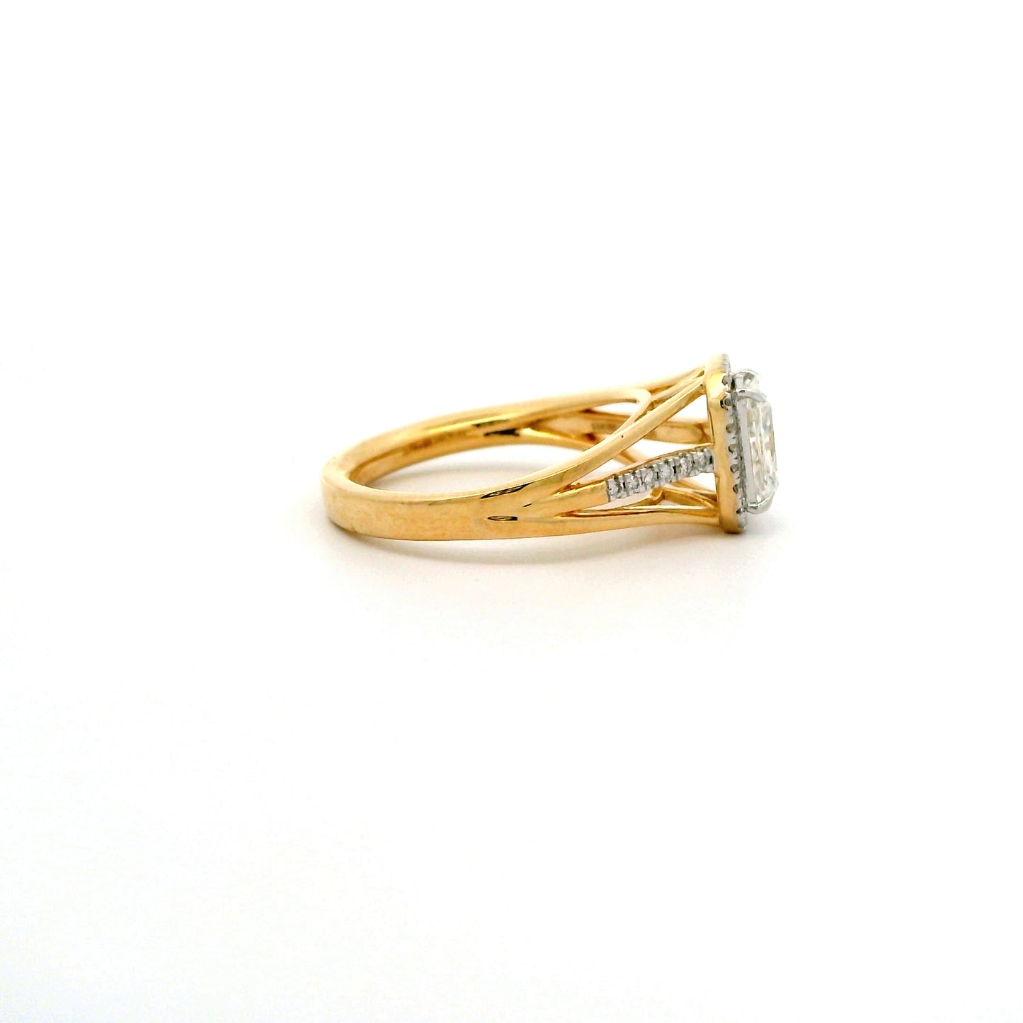 Calira Box Halo Diamond Ring