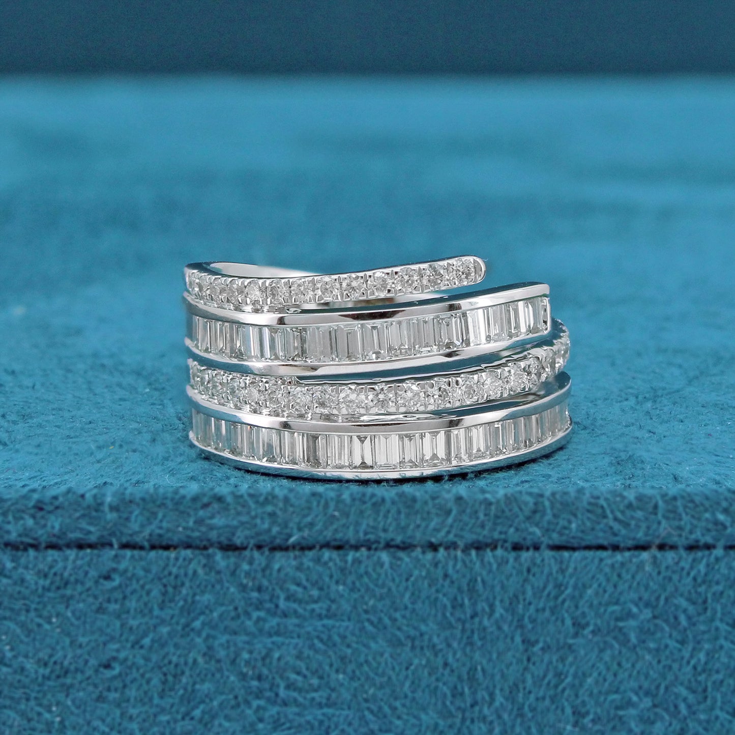 Elarin Scatter Diamond Eternity Ring