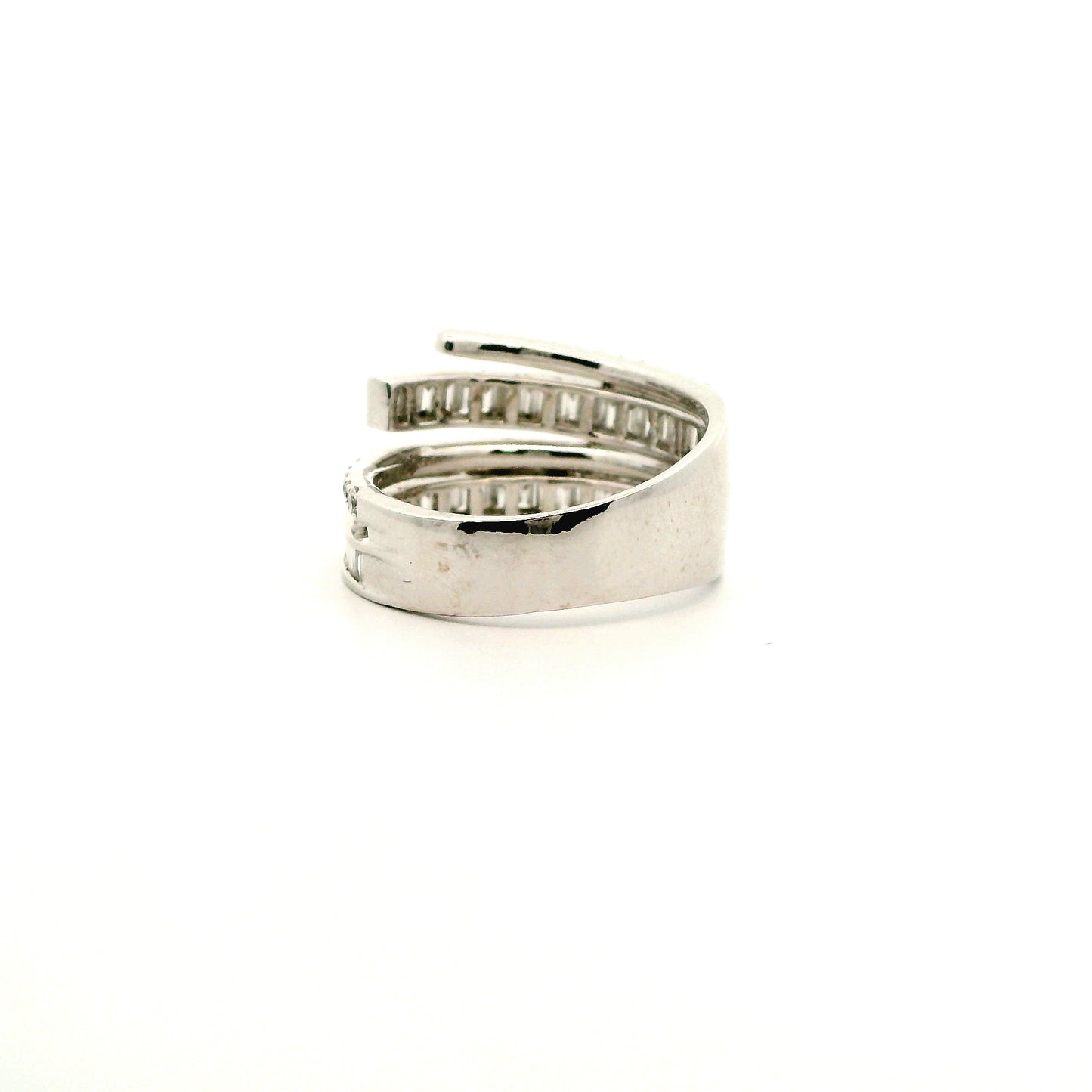 Elarin Scatter Diamond Eternity Ring