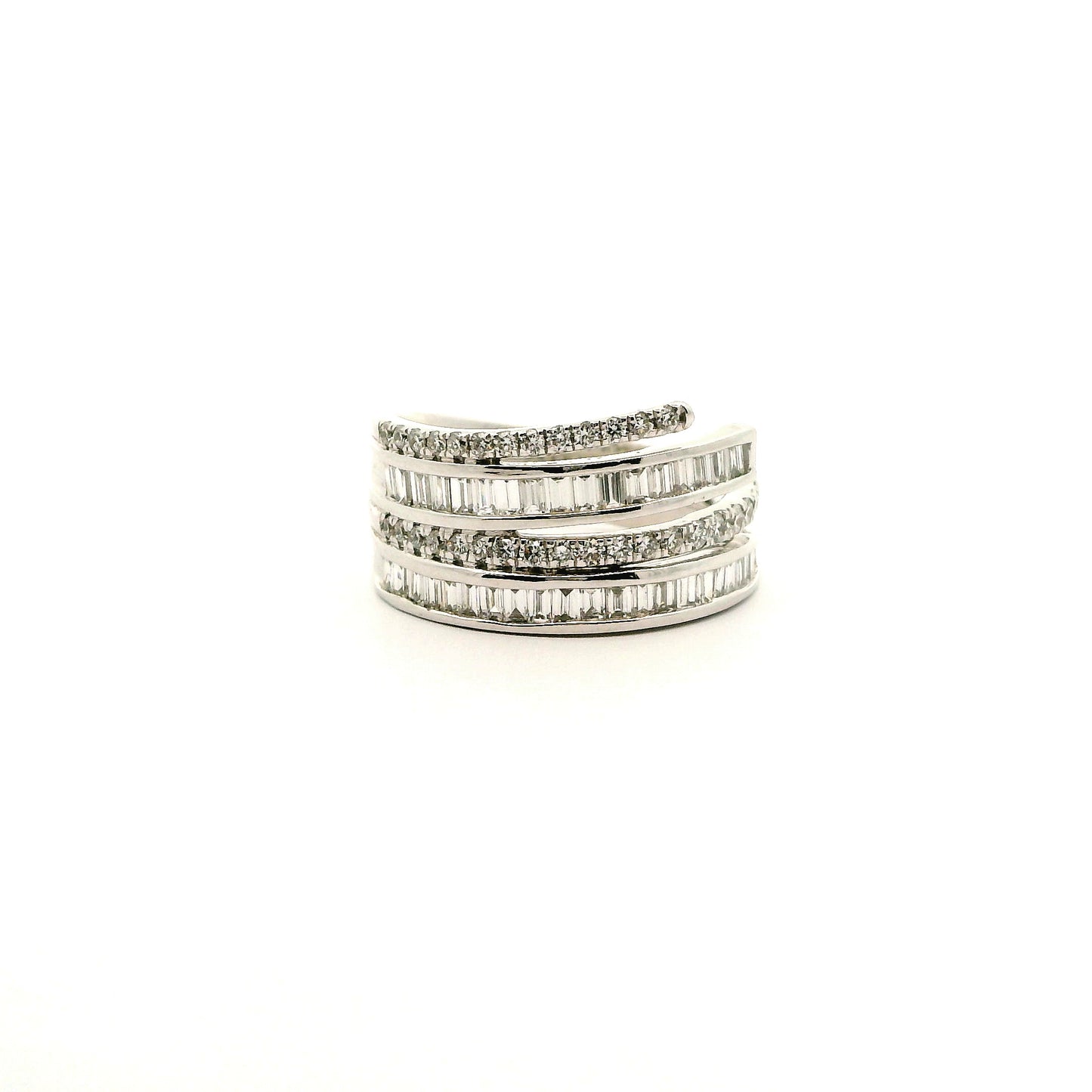 Elarin Scatter Diamond Eternity Ring