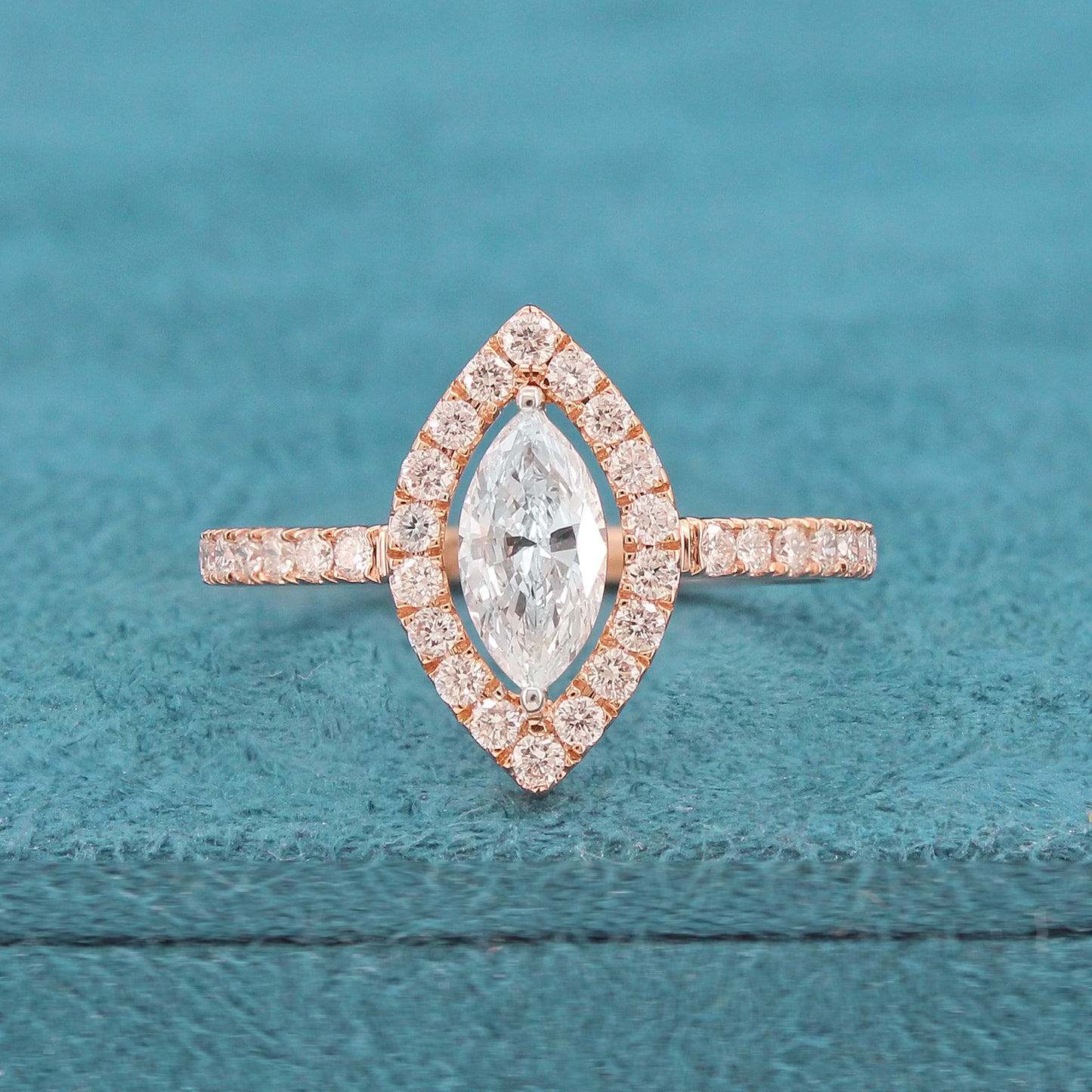Cirelle Diamond Ring