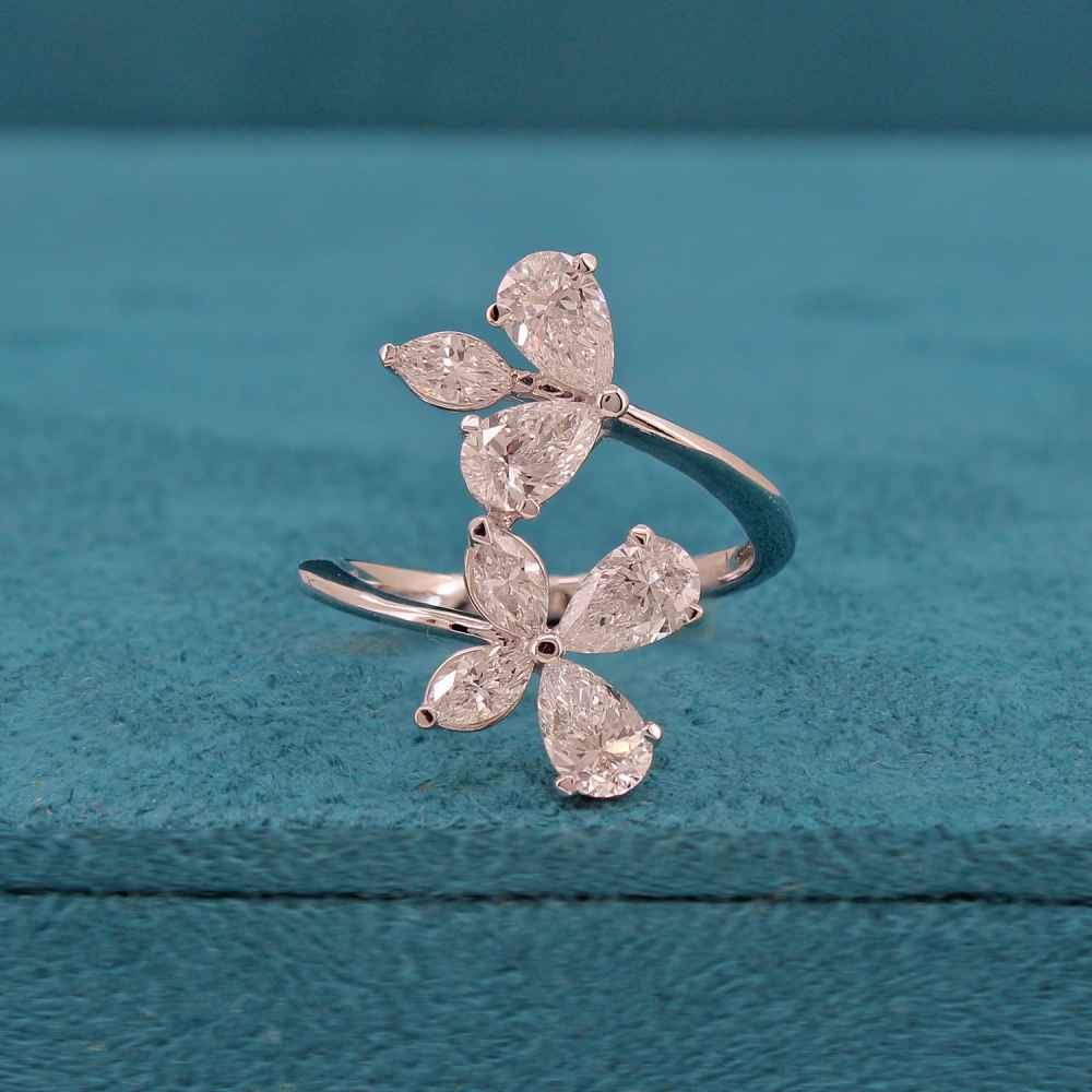 Vionne Diamond Ring
