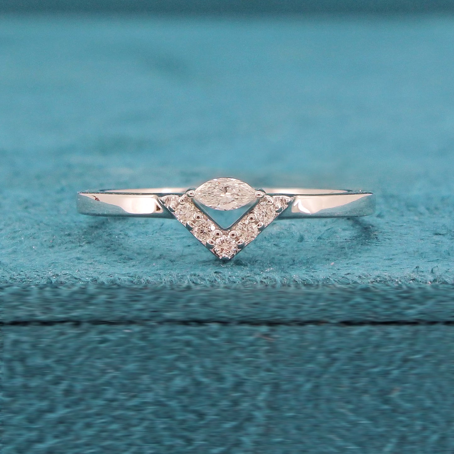 Sivra Diamond Ring