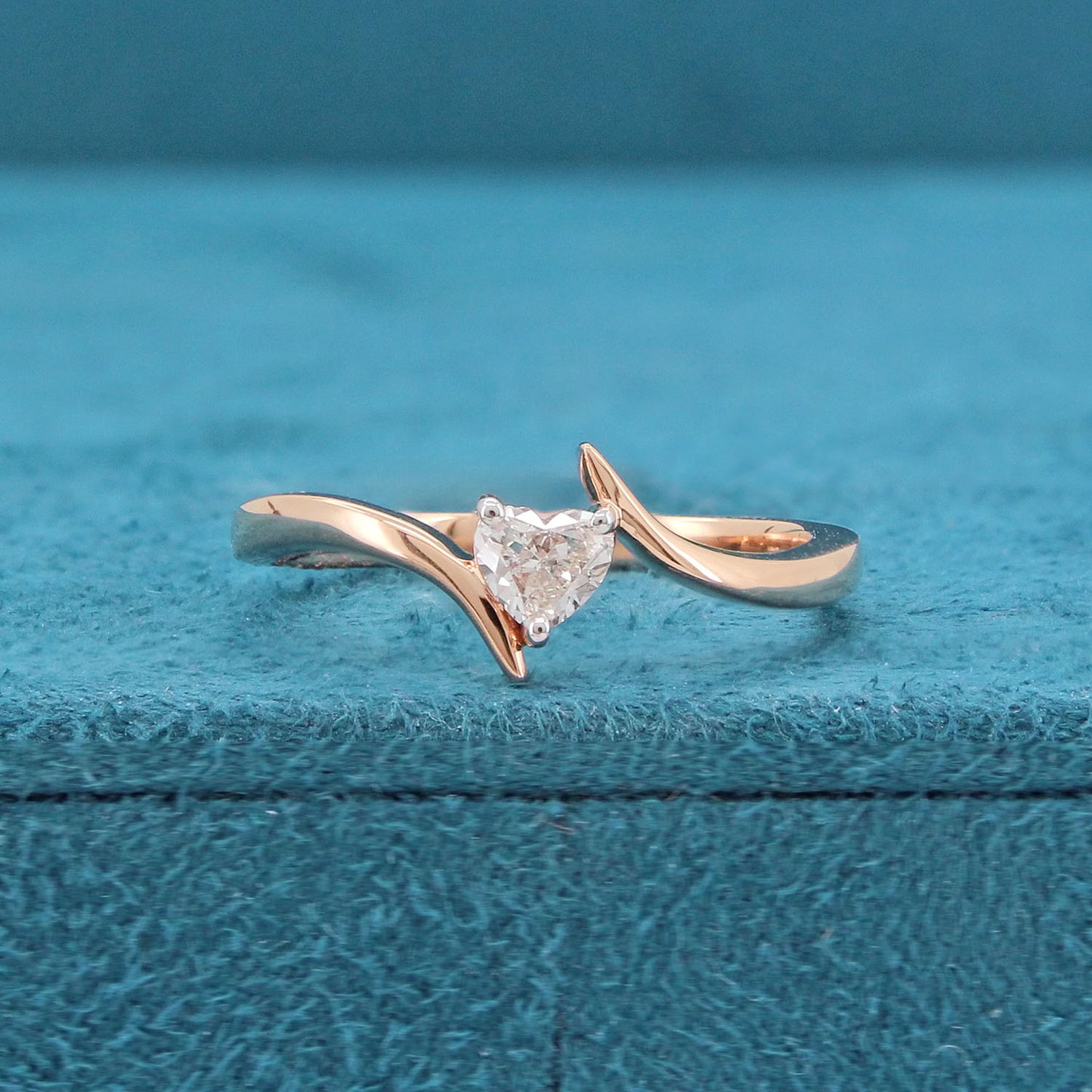 Solan Solitaire Diamond Ring