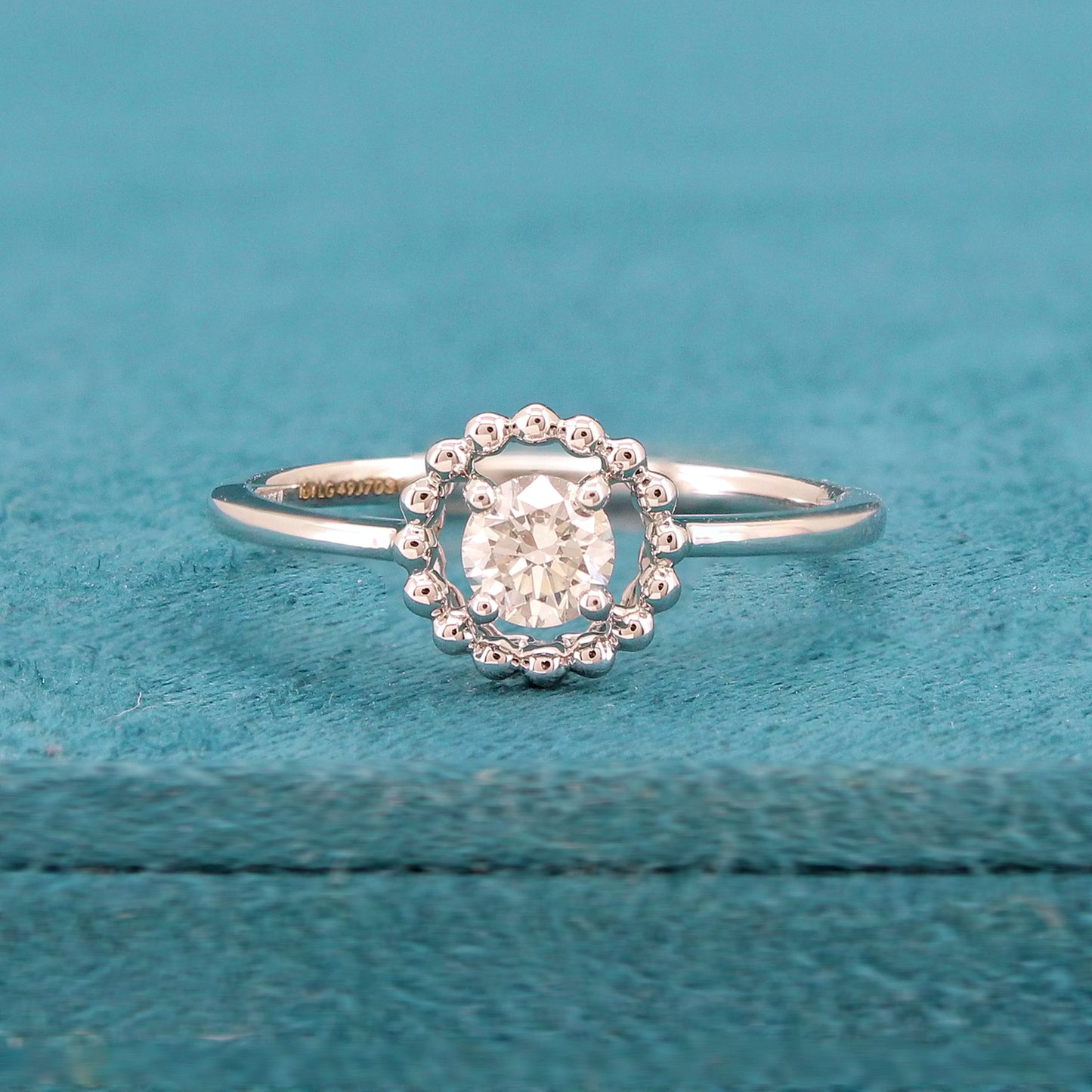 Elora Muse Diamond Ring
