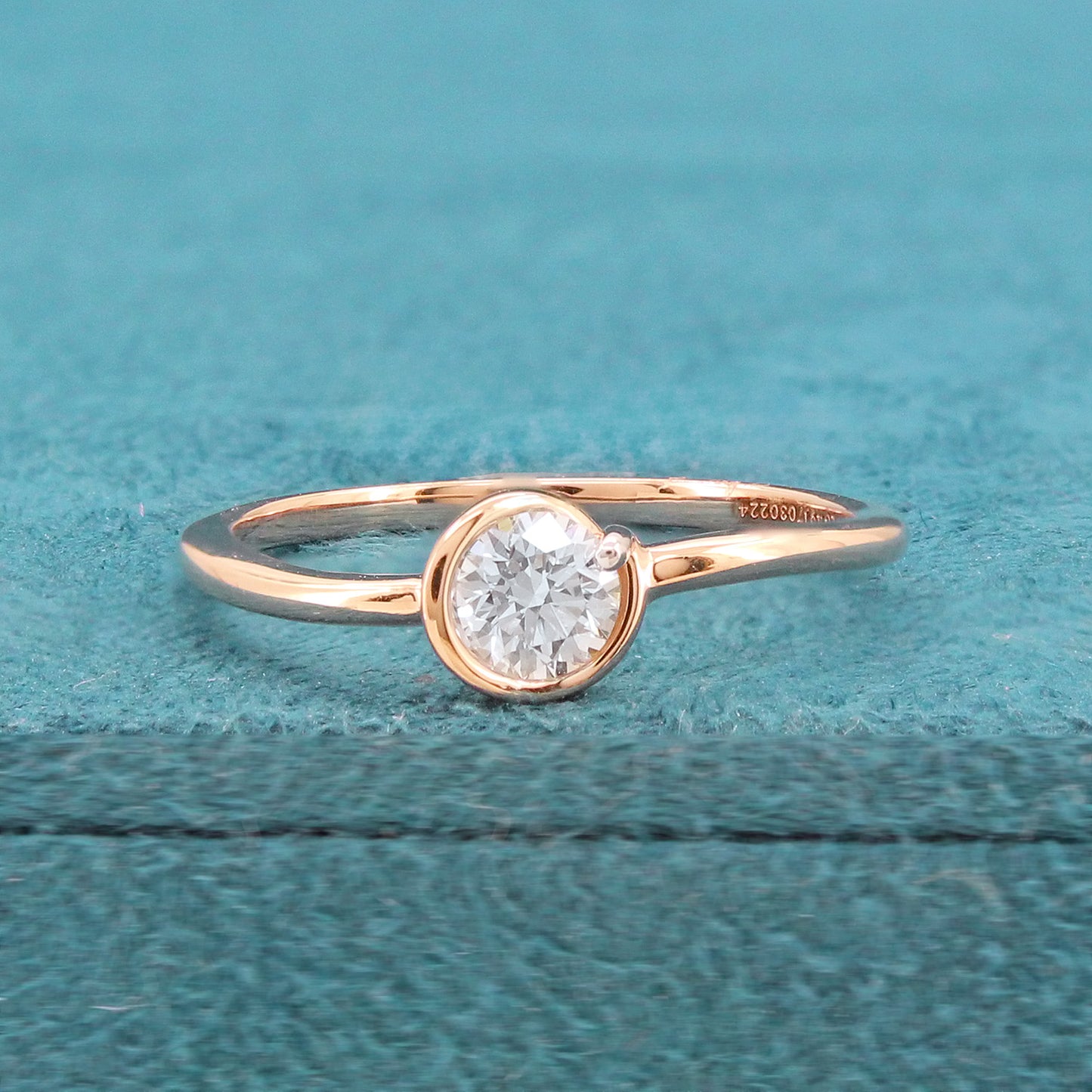 Amaya Glow Diamond Ring