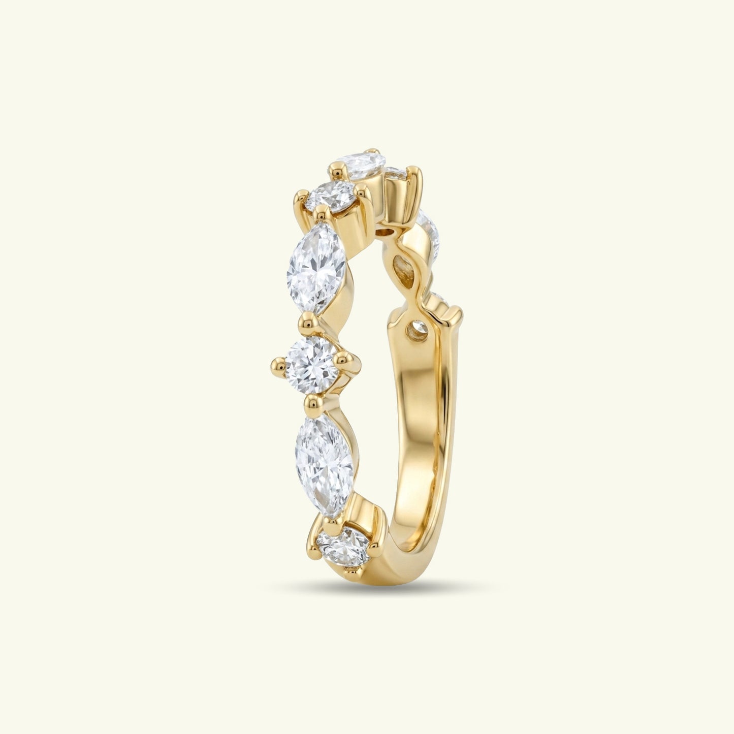 Neris Diamond Ring