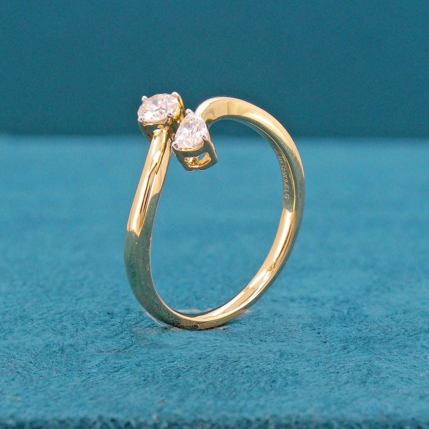 Sael Two Stone Diamond Ring