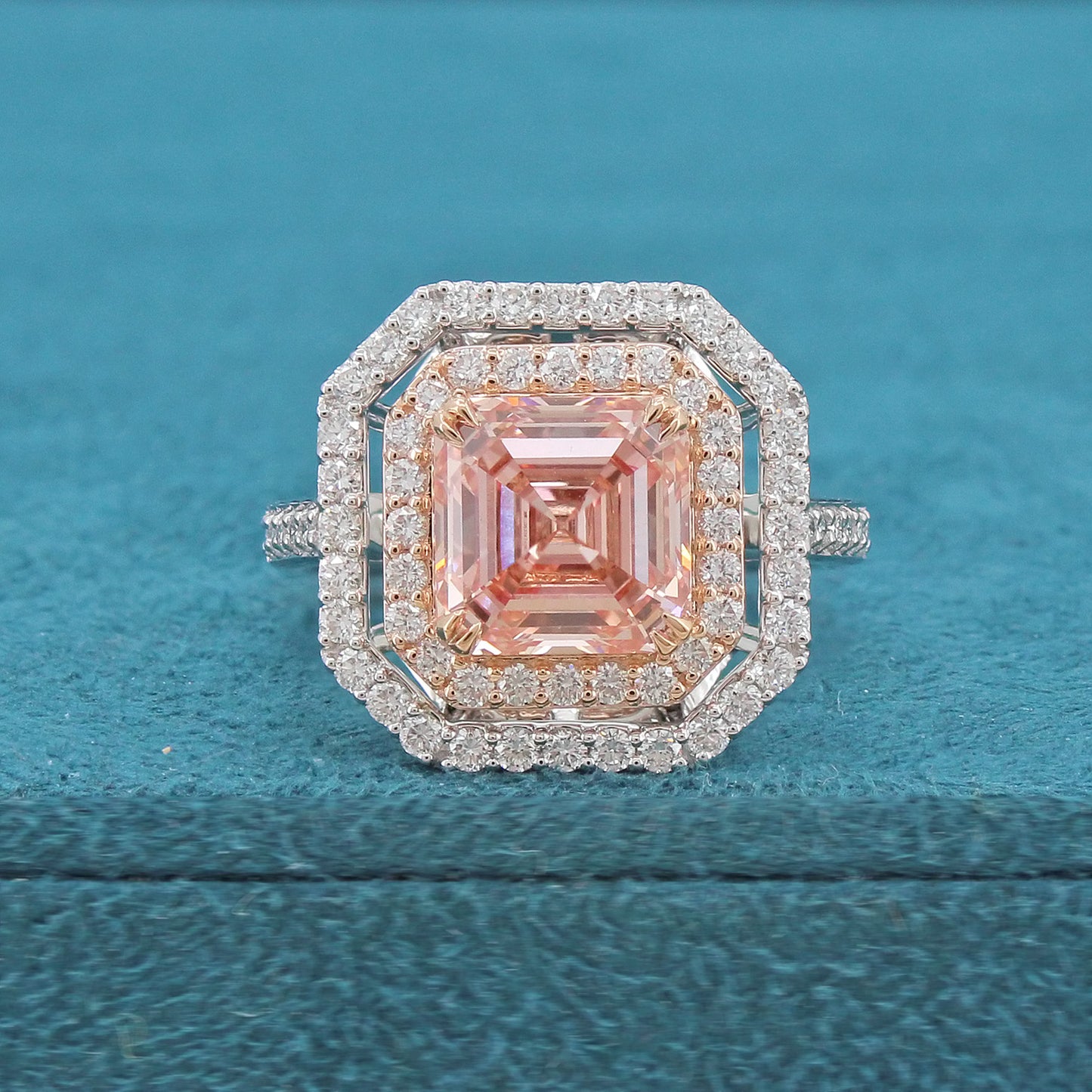 Calyra Halo Diamond Ring