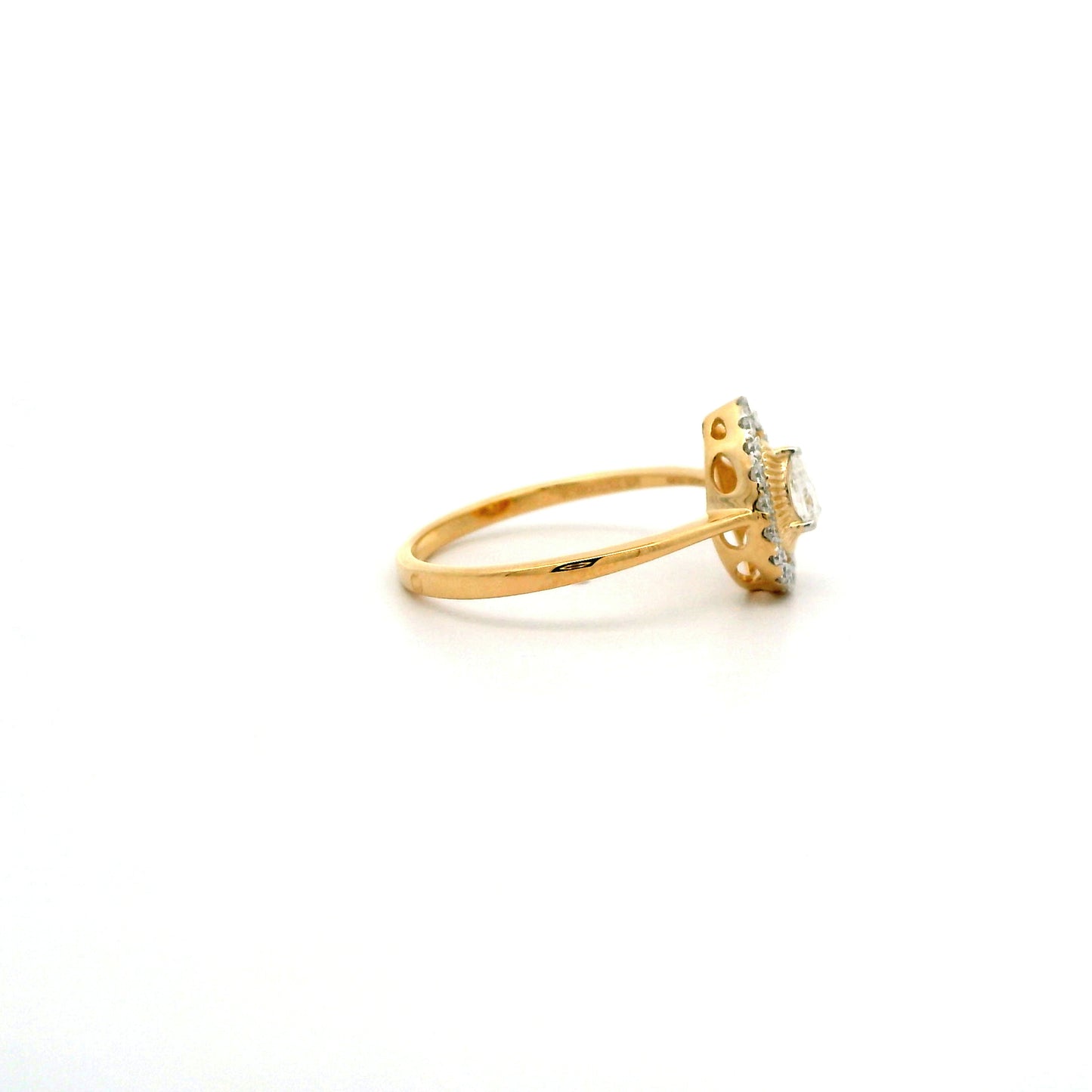 Sira Halo Diamond Ring
