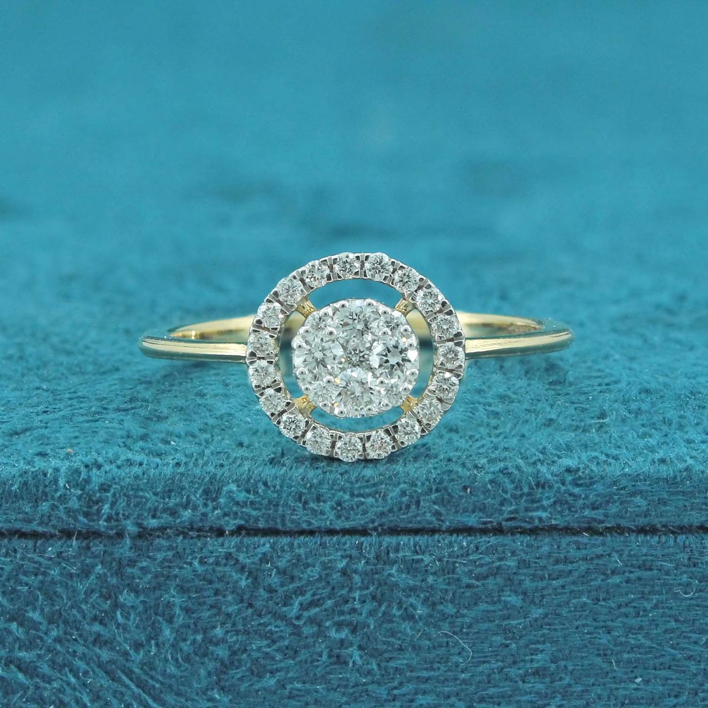 Elar Halo Diamond Ring