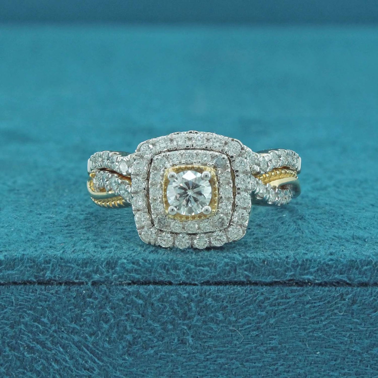 Naraya Box Halo Diamond Ring