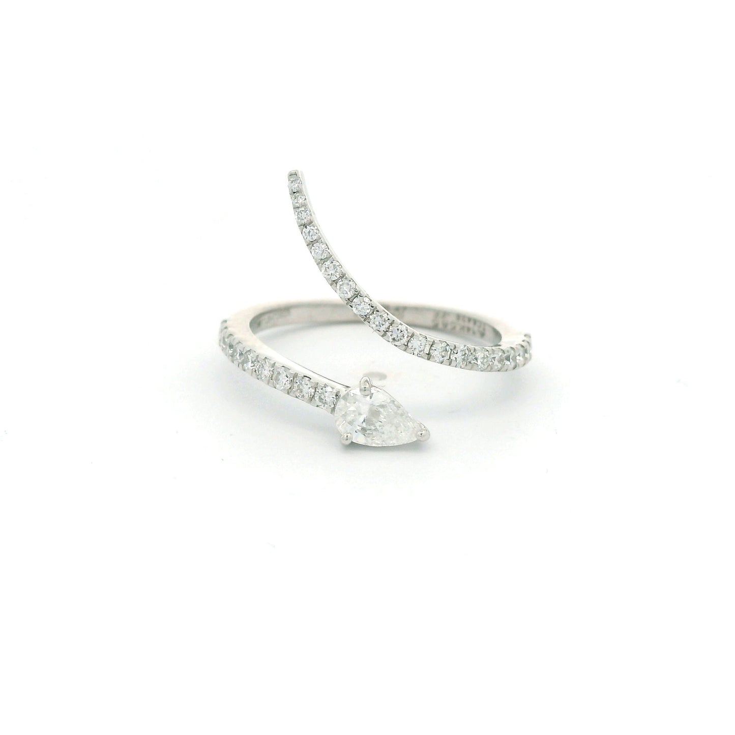 Solien Diamond Ring
