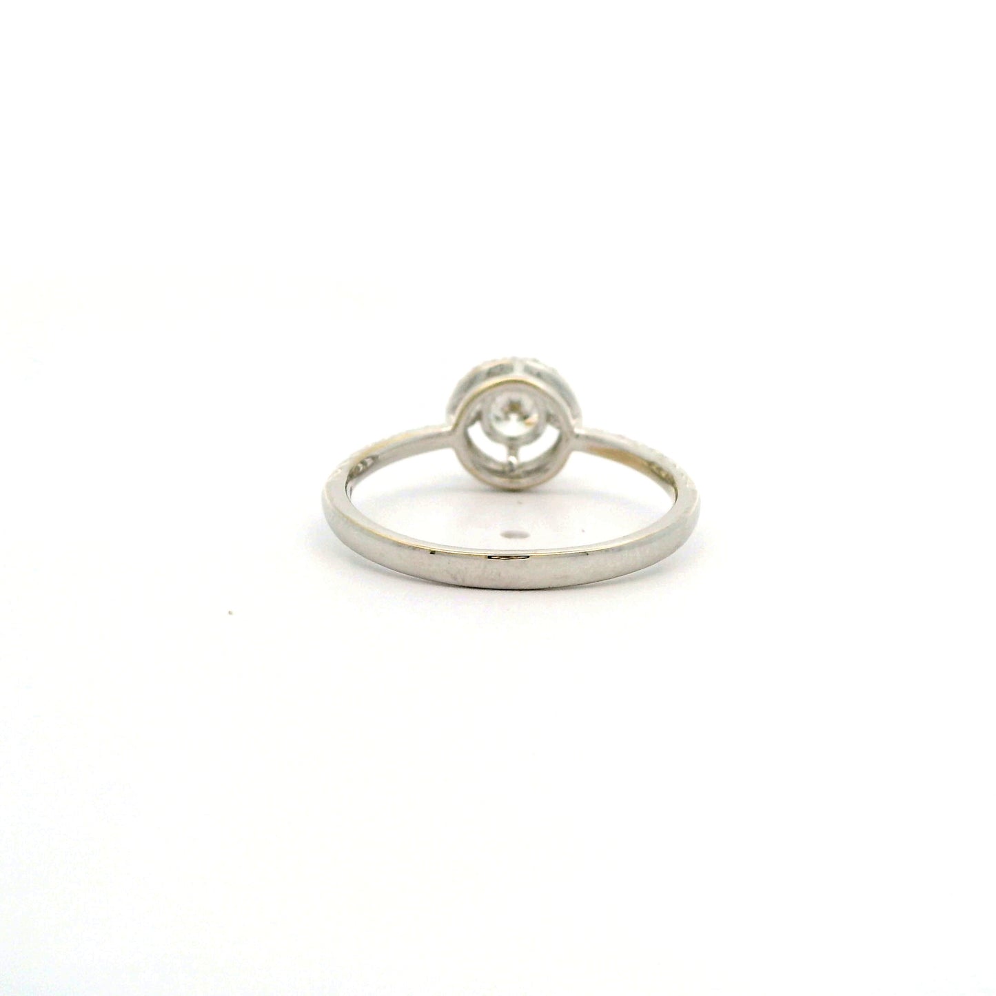 Lira Halo Diamond Ring