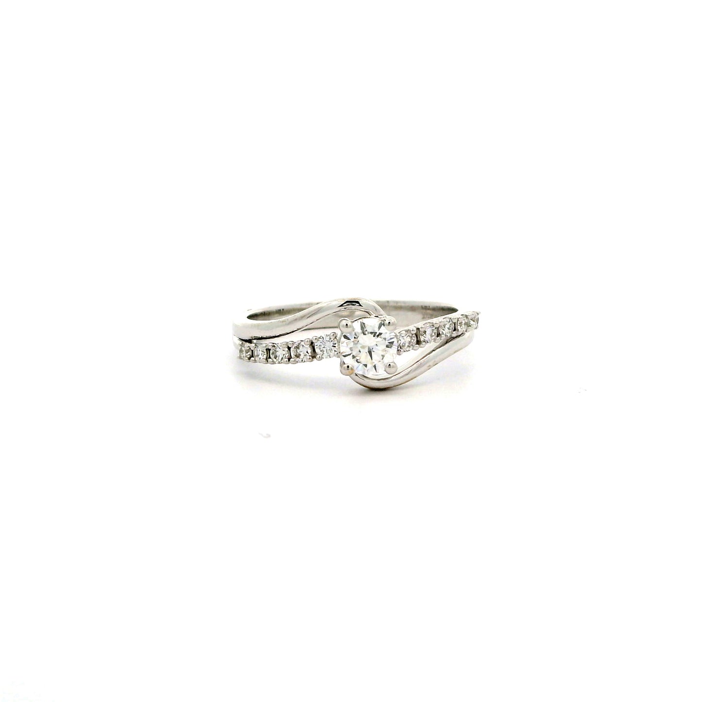 Isla Serene Diamond Ring