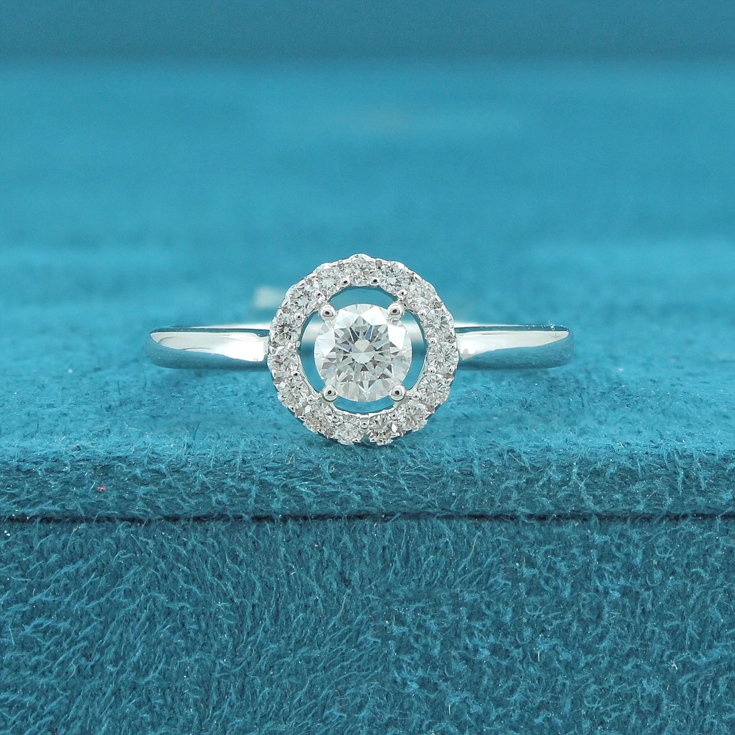 Rive Band Diamond Ring